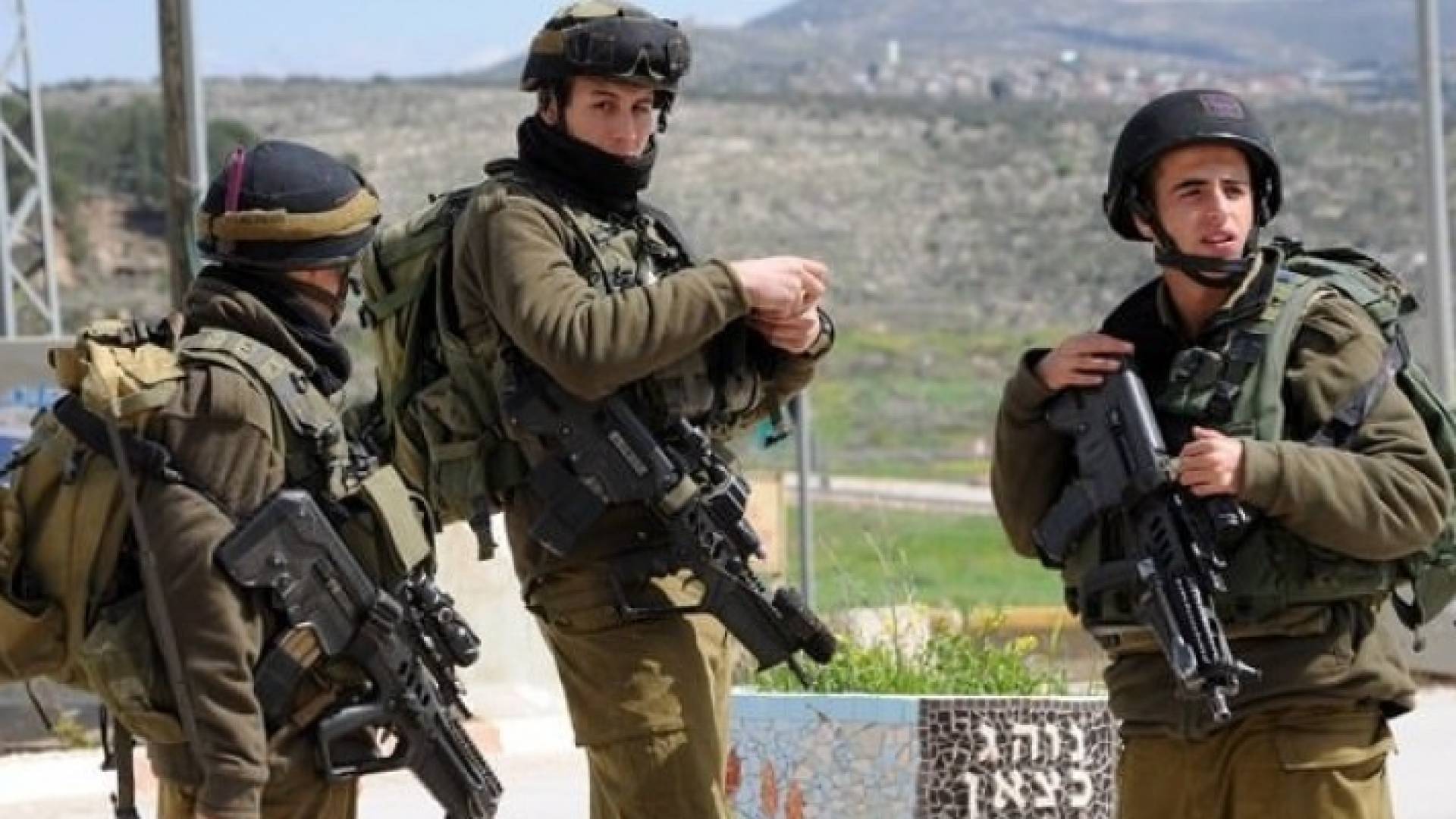 عناصر من جنود الاحتلال