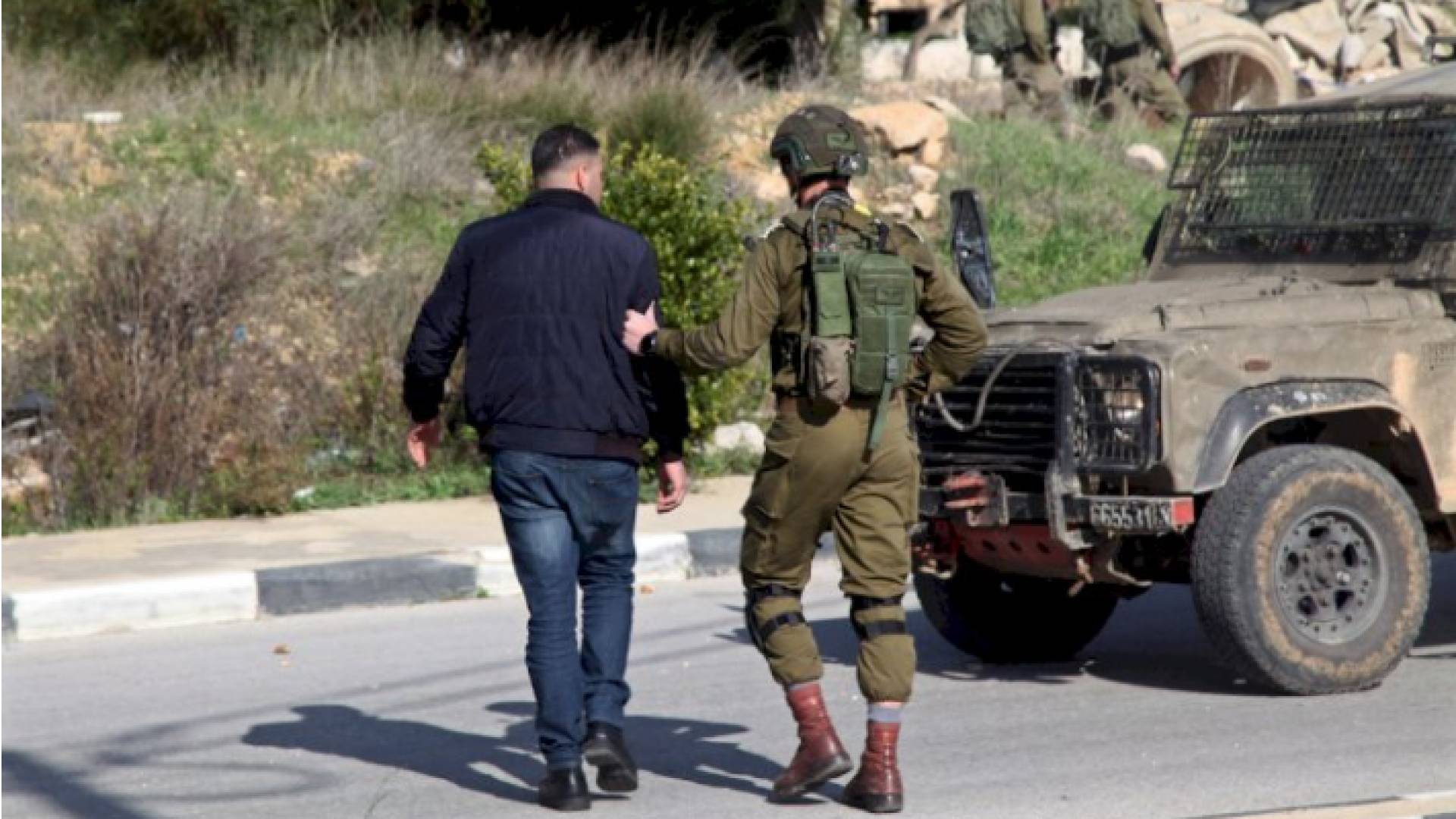 اعتقال فلسطيني