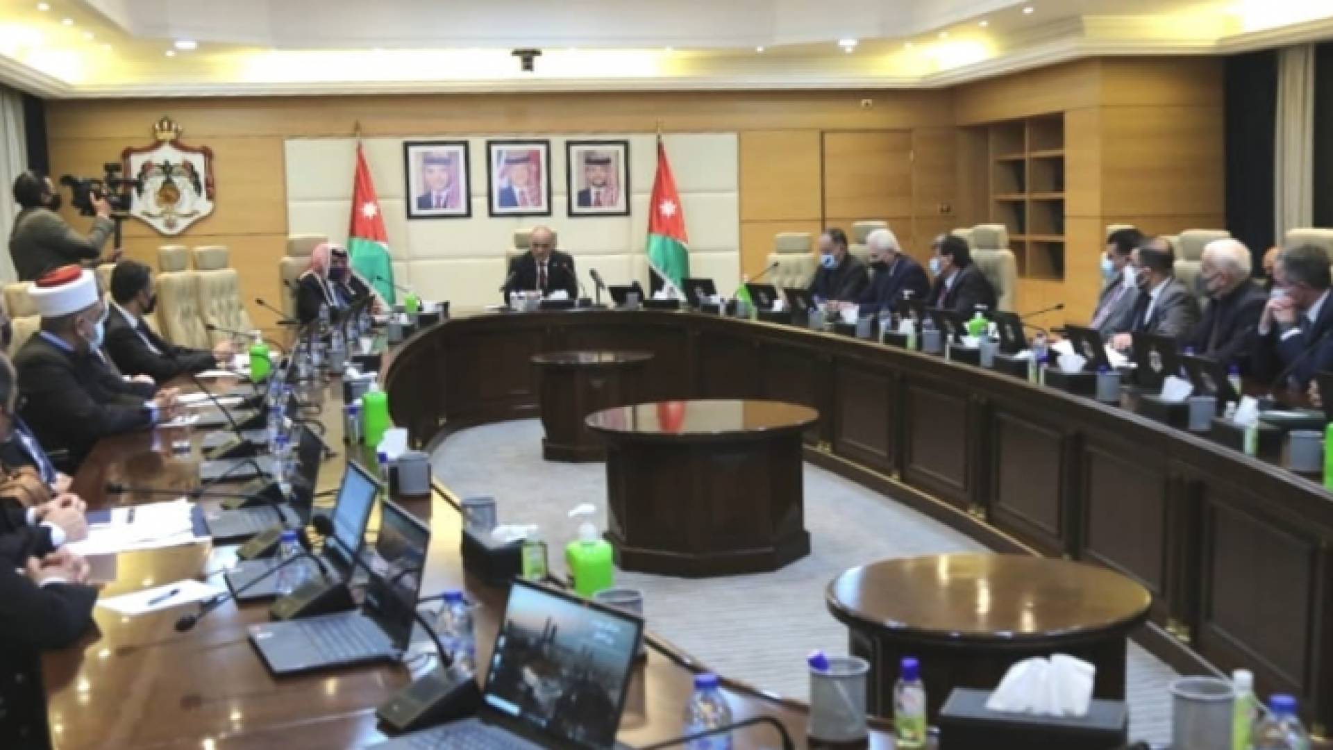 مجلس الوزراء يقرر تكليف شركة استشارية لتقييم وضع الشبكة الكهربائية