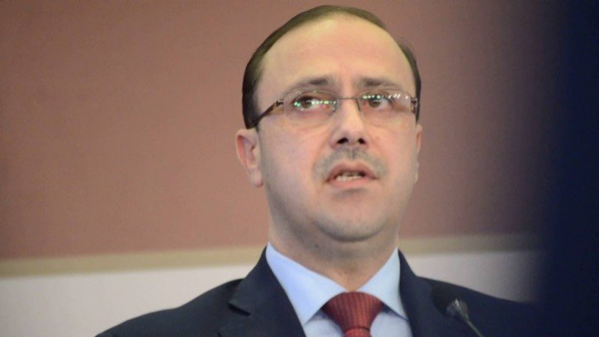 عضو مجلس الأعيان الدكتور محمد المومني