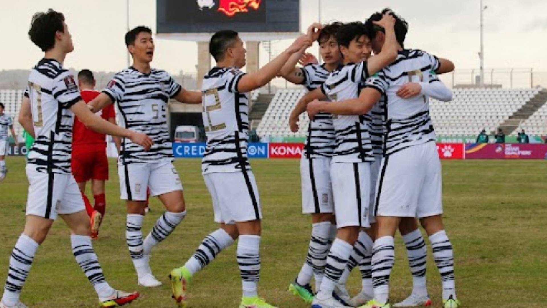 فرحة لاعبي المنتخب الكوري الجنوبي بالتأهل إلى كأس العالم