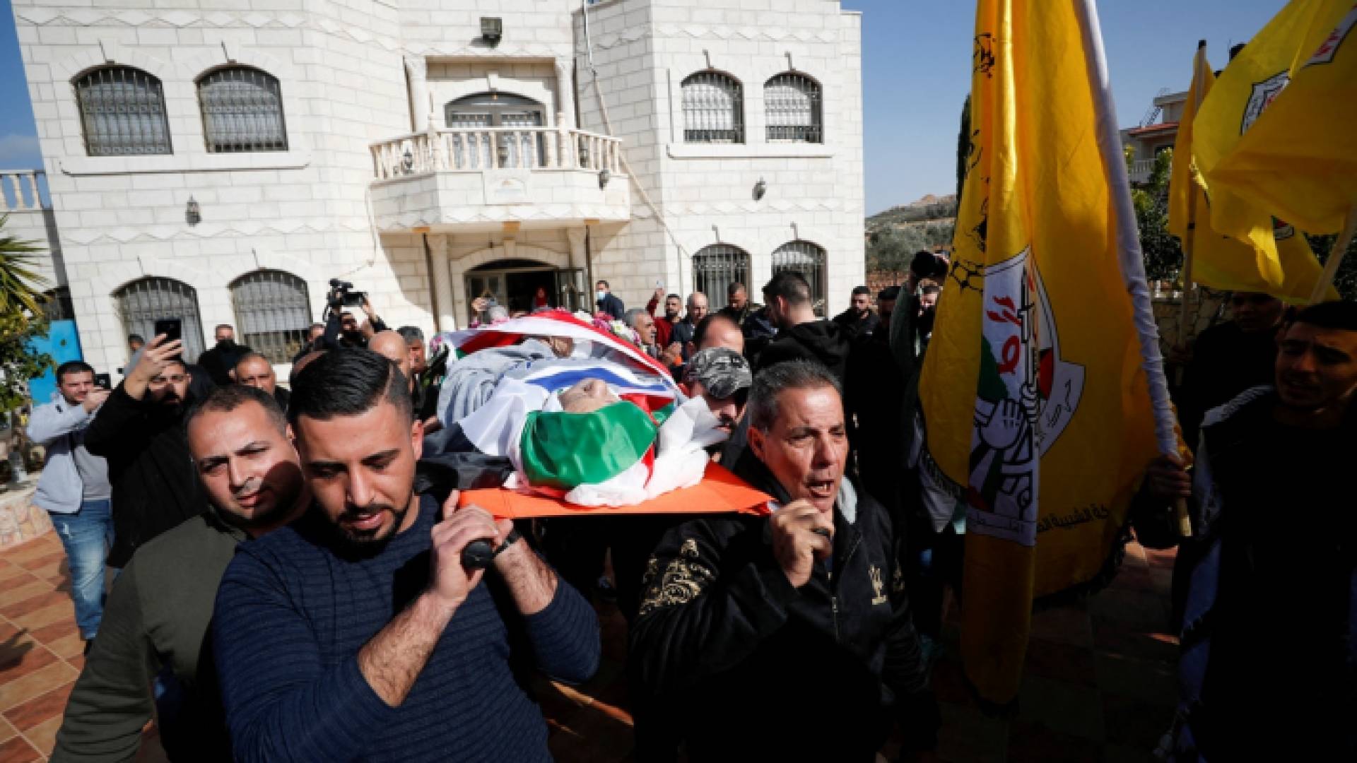 جنازة المسن الفلسطيني عمر عبد المجيد أسعد