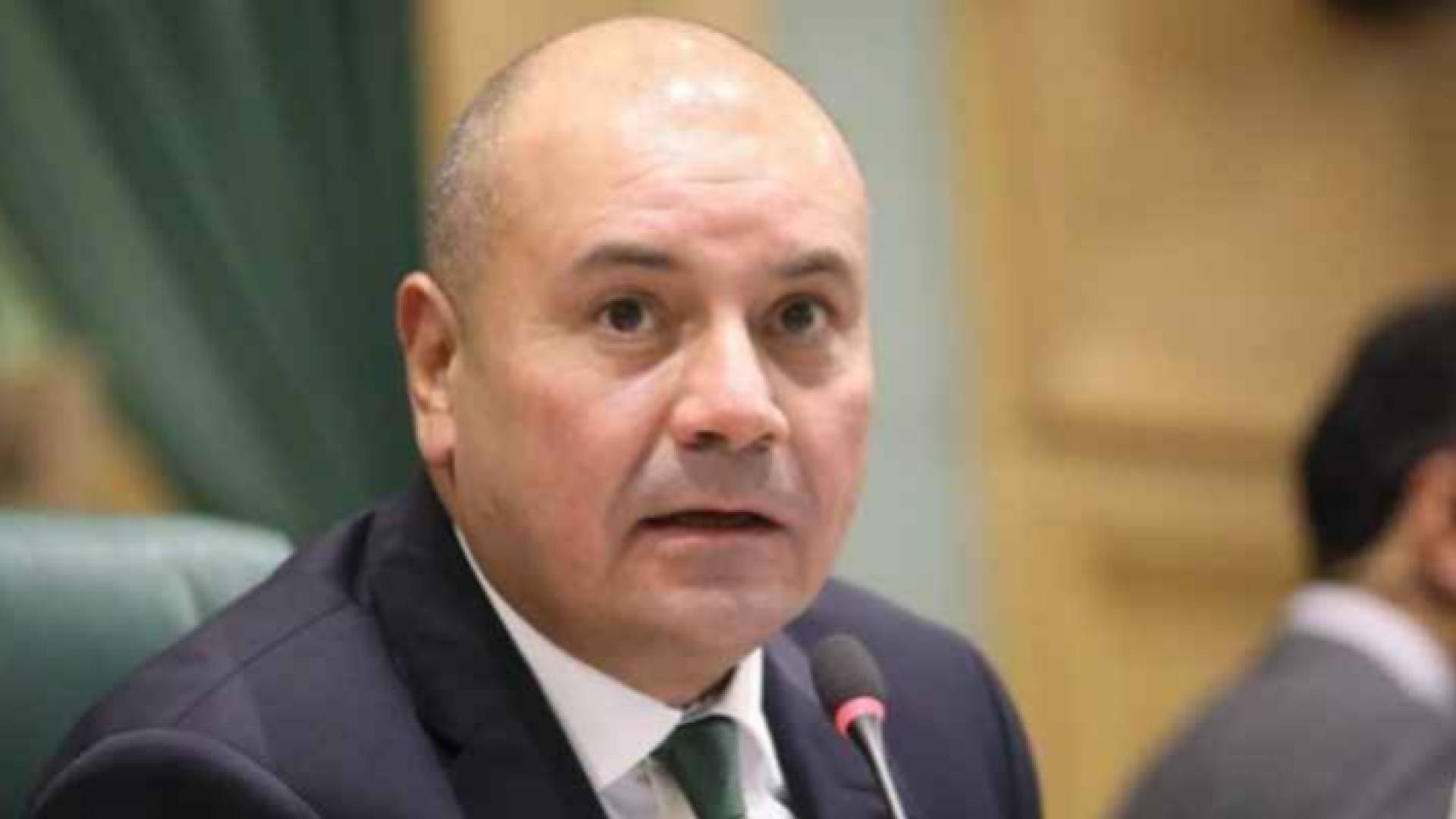 رئيس اللجنة القانونية النيابية النائب عبدالمنعم العودات