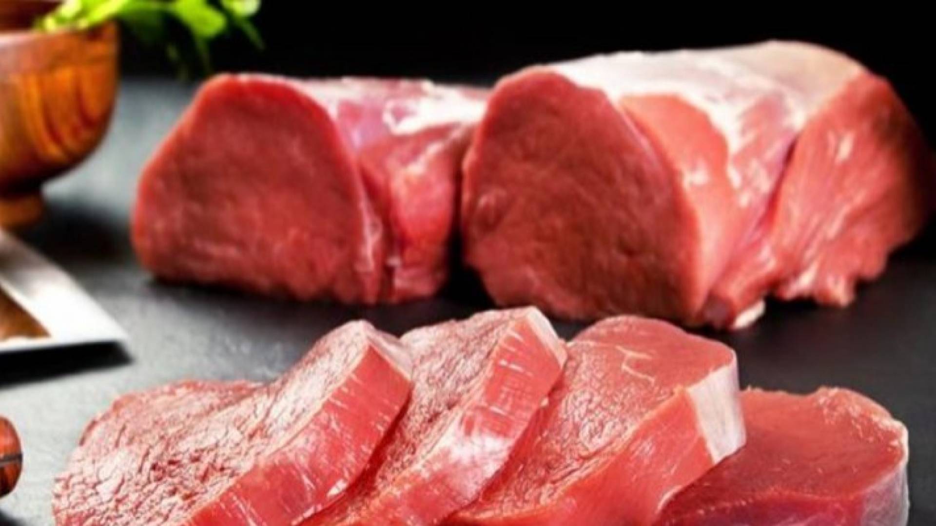 لحوم - تعبيرية