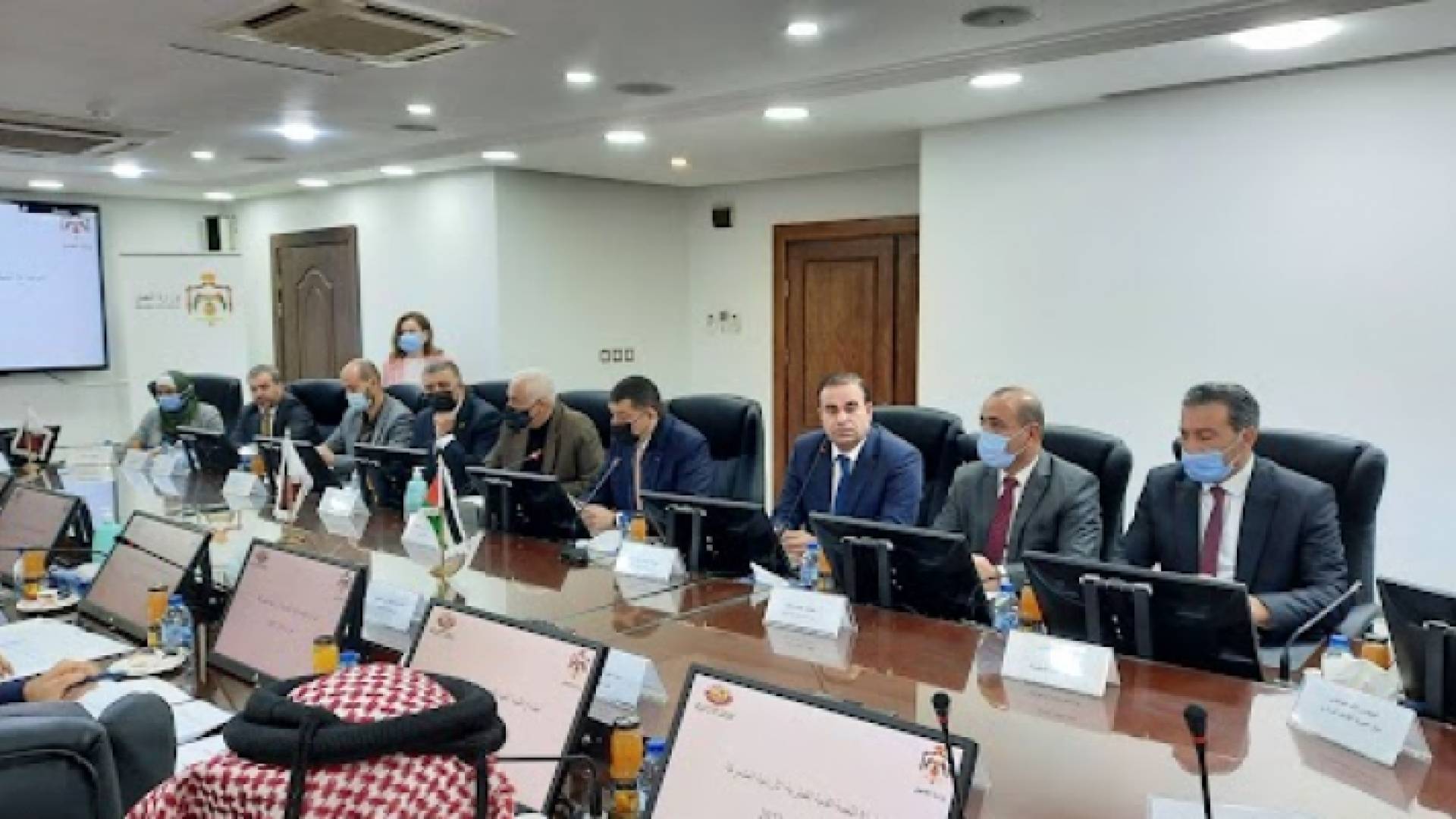 جانب من المباحثات