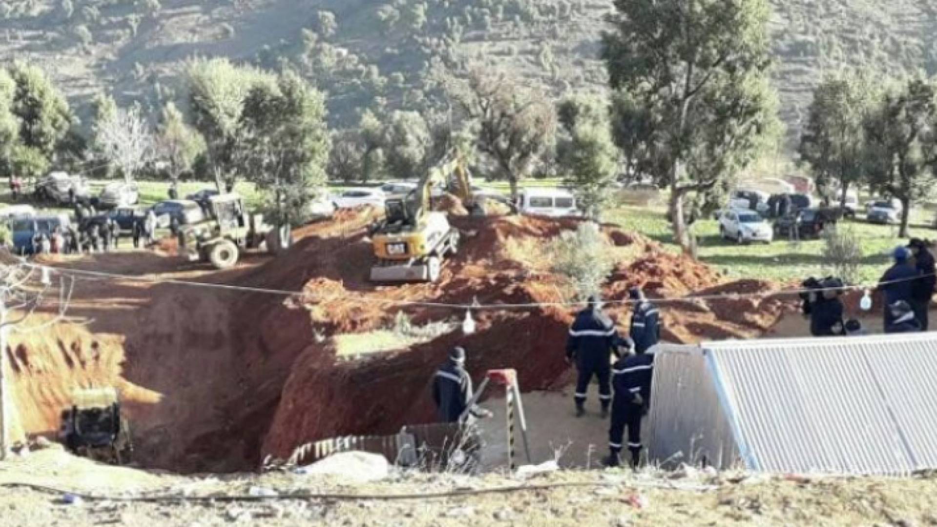 جانب من عمليات الحفر