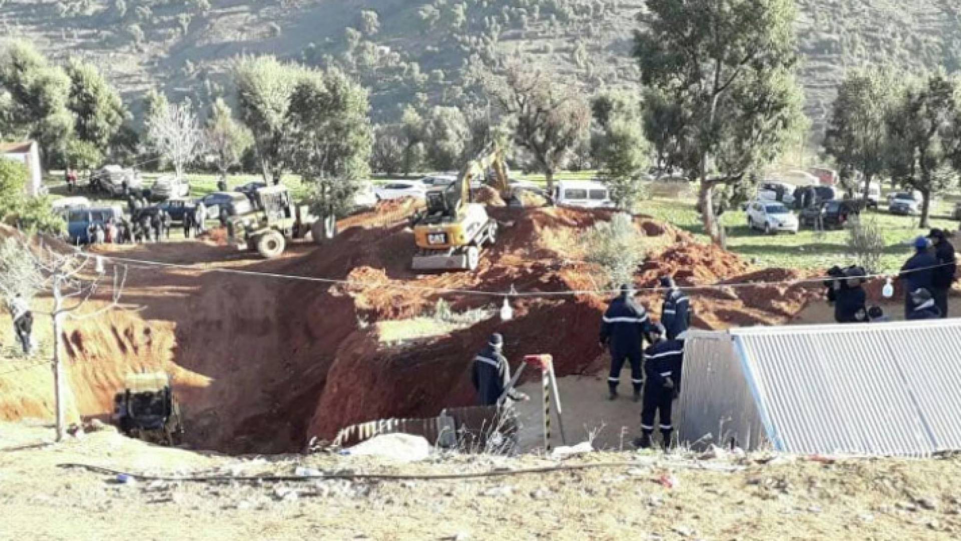 جانب من عمليات الحفر