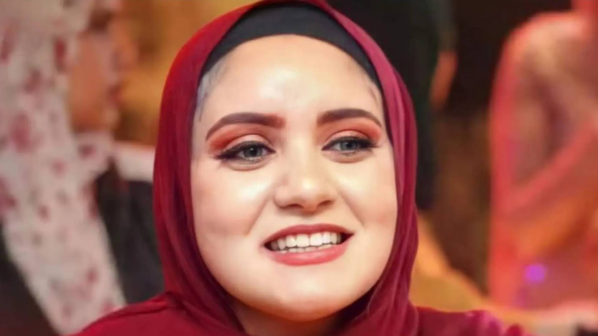 الفتاة المصرية بسنت خالد