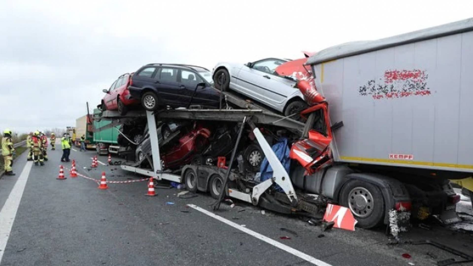 حادث تصاد شاحنة في ألمانيا- ارشيفية
