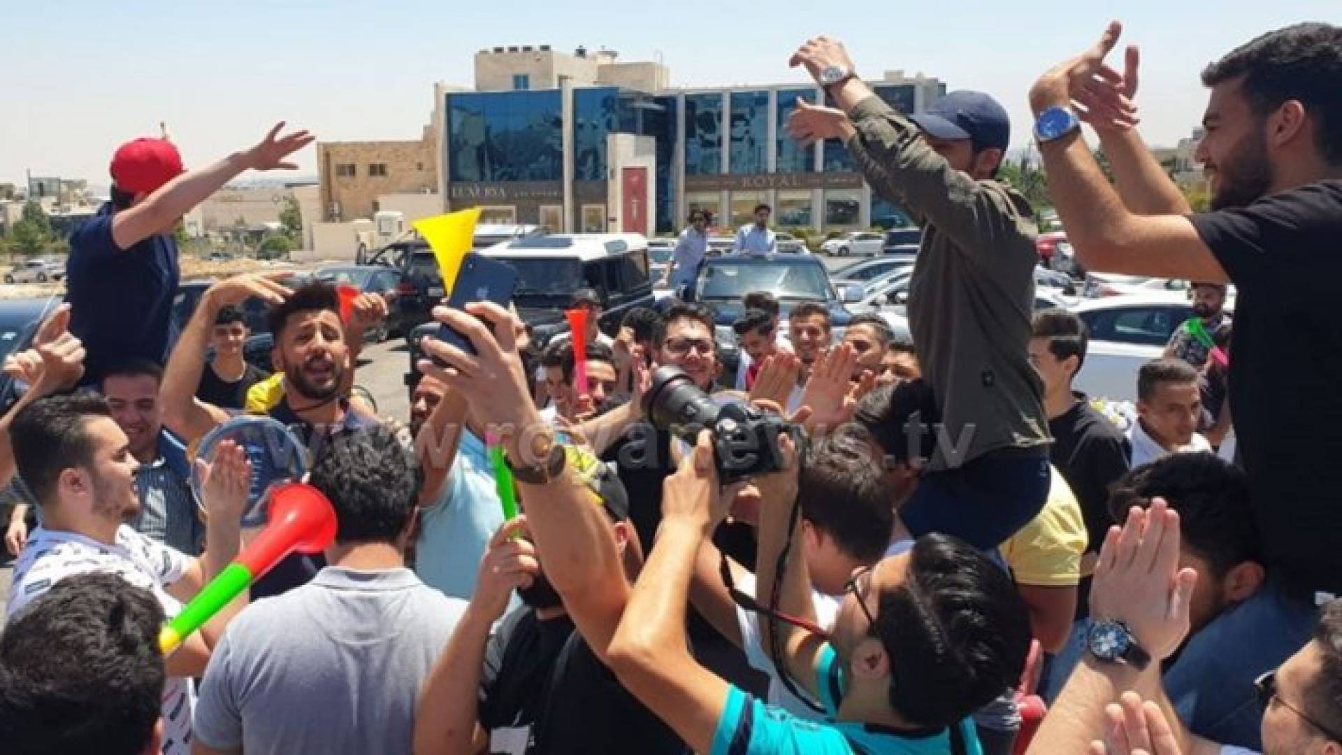 فرحة النجاح بالتوجيهي - ارشيفية