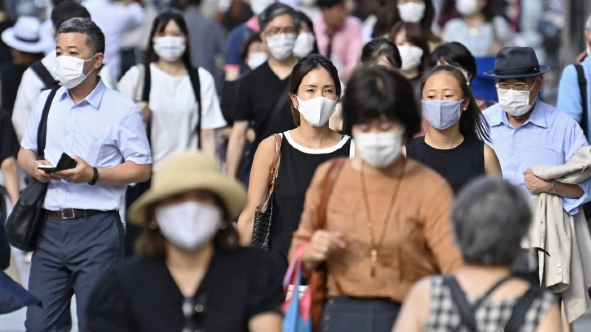 من أحد شوارع طوكيو