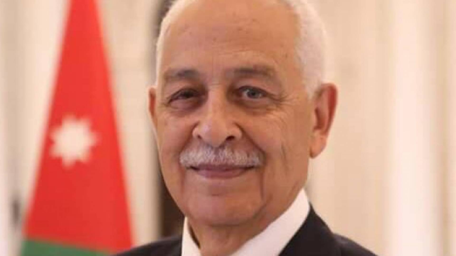 رئيس الديوان الملكي الهاشمي، رئيس لجنة متابعة تنفيذ مبادرات جلالة الملك، يوسف حسن العيسوي