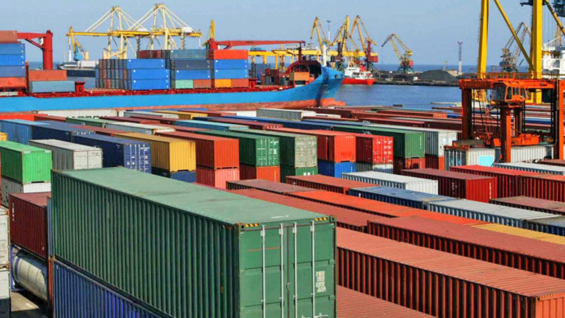 حاويات شحن - تعبيرية