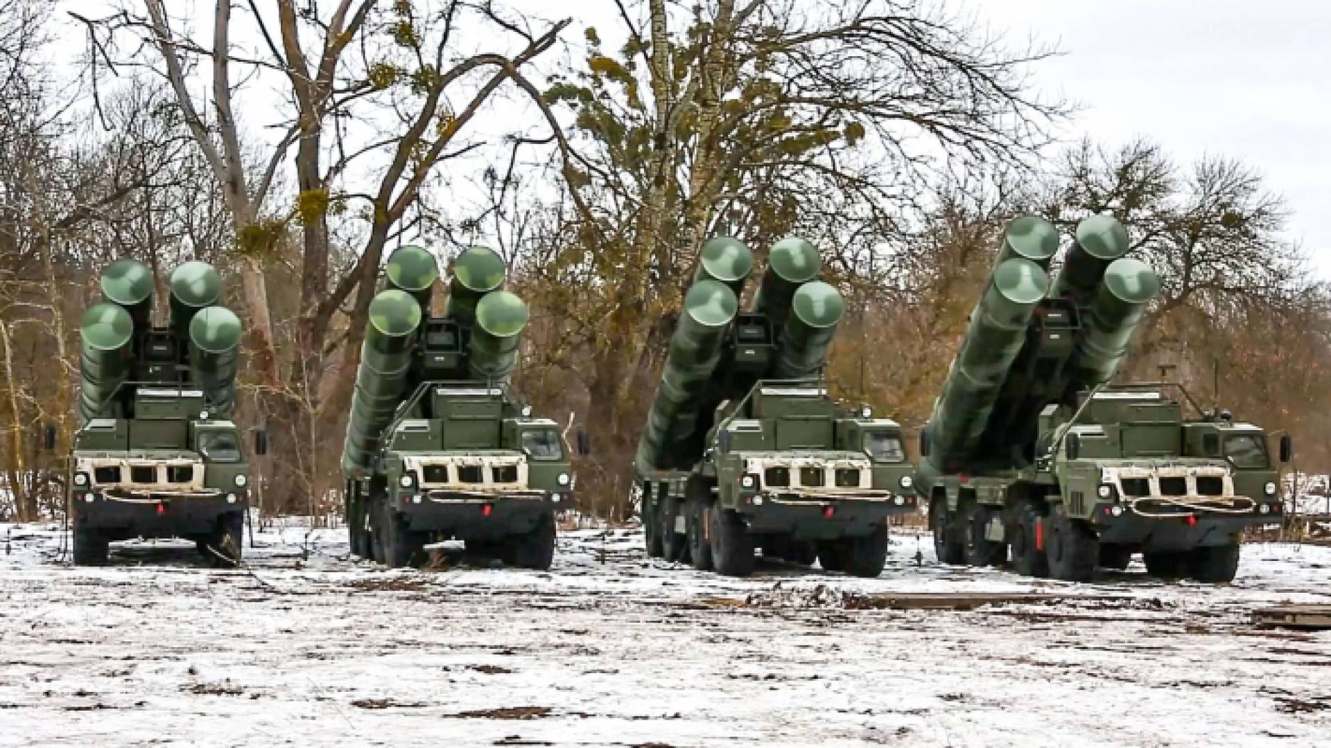 آليات تابعة للقوات الروسية