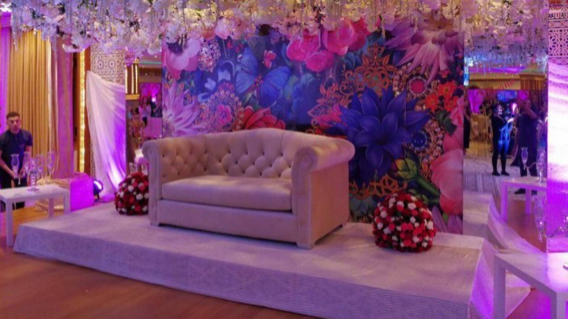 صالة افراح - تعبيرية