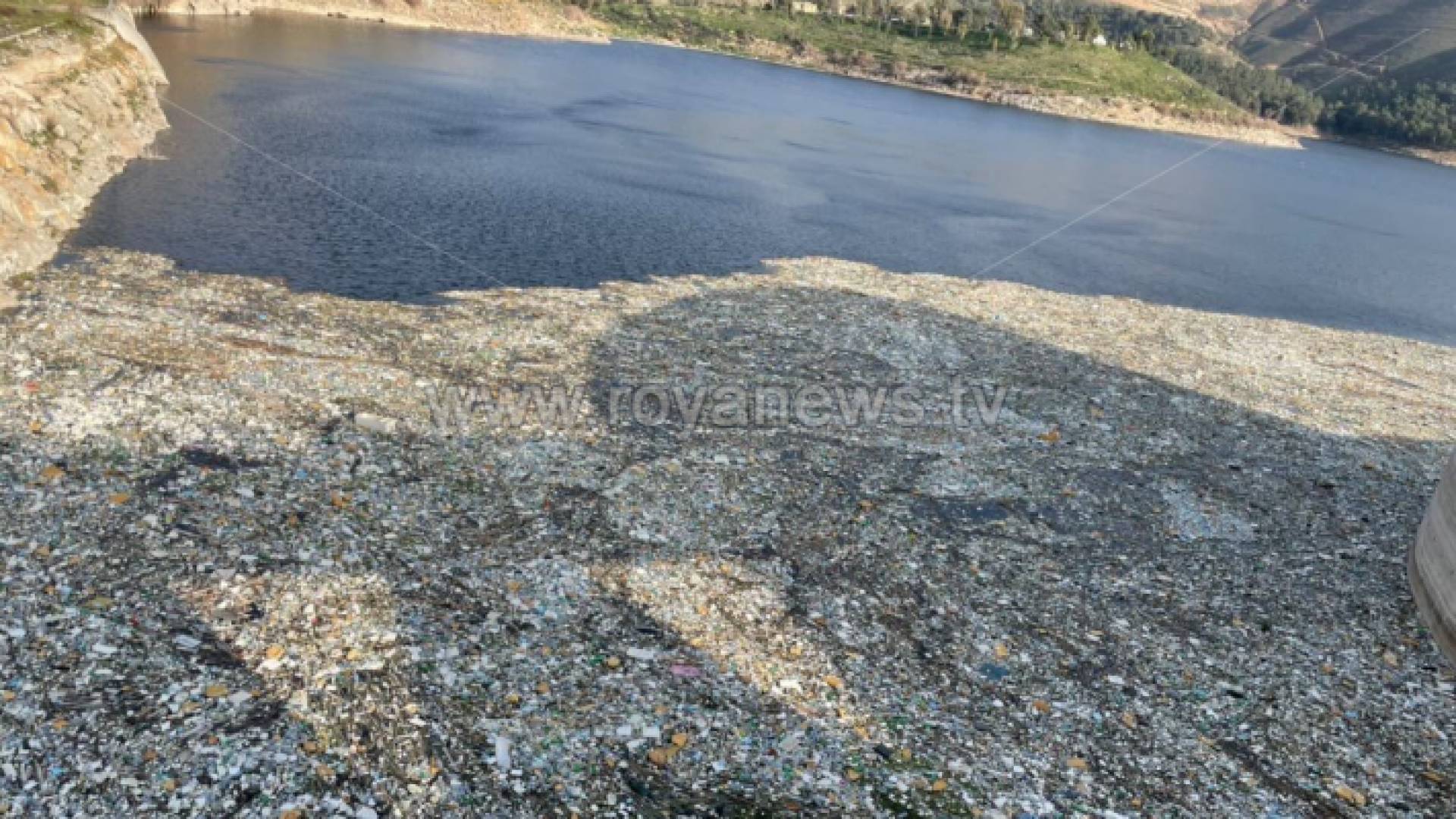 إحدى ضفاف سد الملك طلال