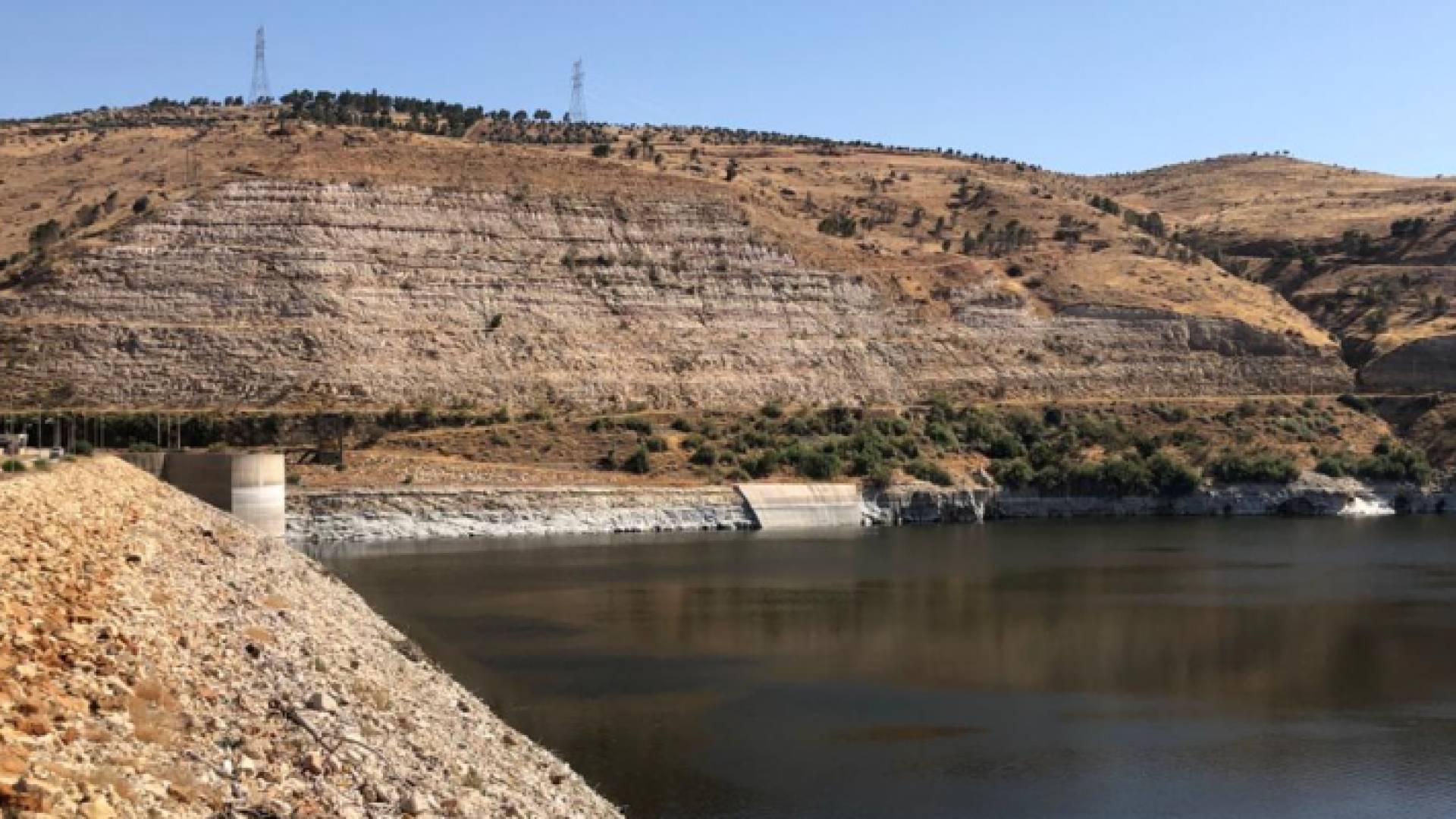 سد الملك طلال