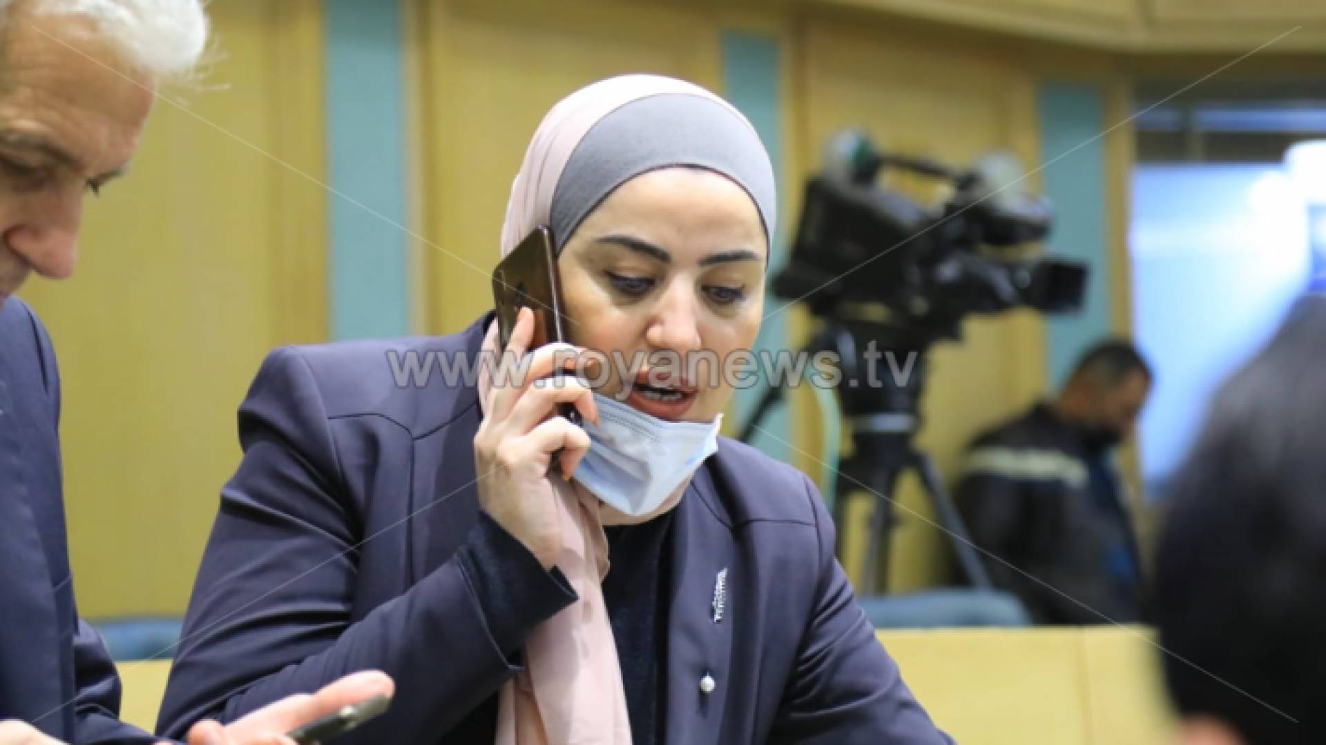 الوزيرة وفاء بني مصطفى