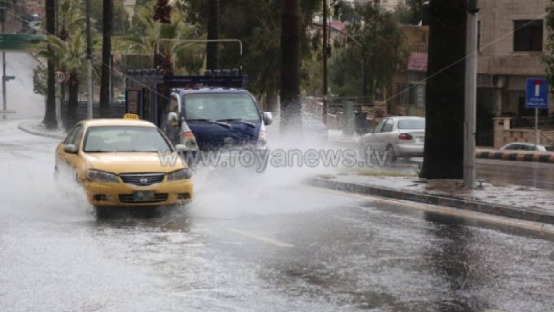 "الإدارة المحلية" تعلن حالة الطوارئ المتوسطة بسبب الظروف الجوية