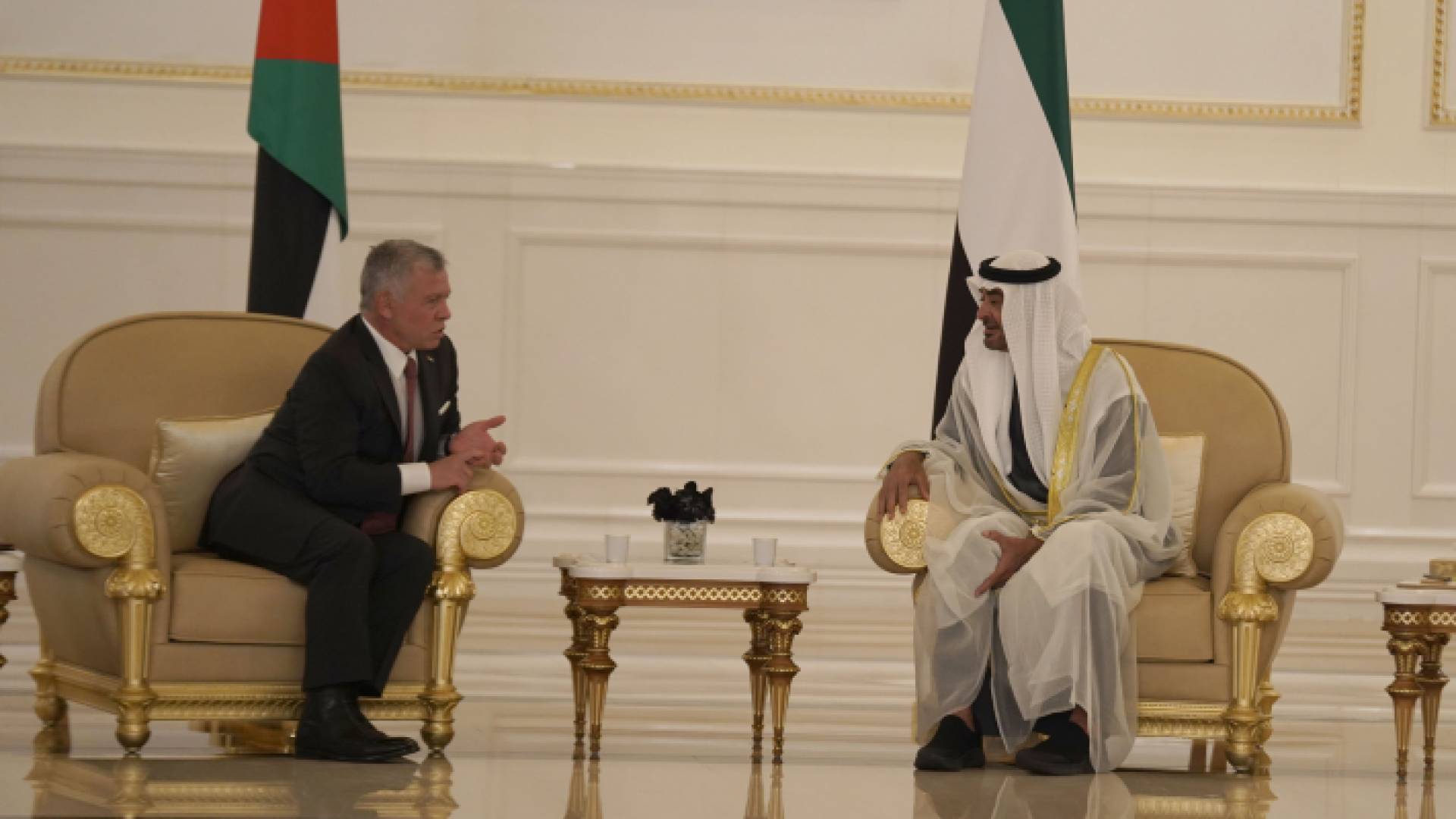 الملك: أمن الإمارات من أمن الأردن