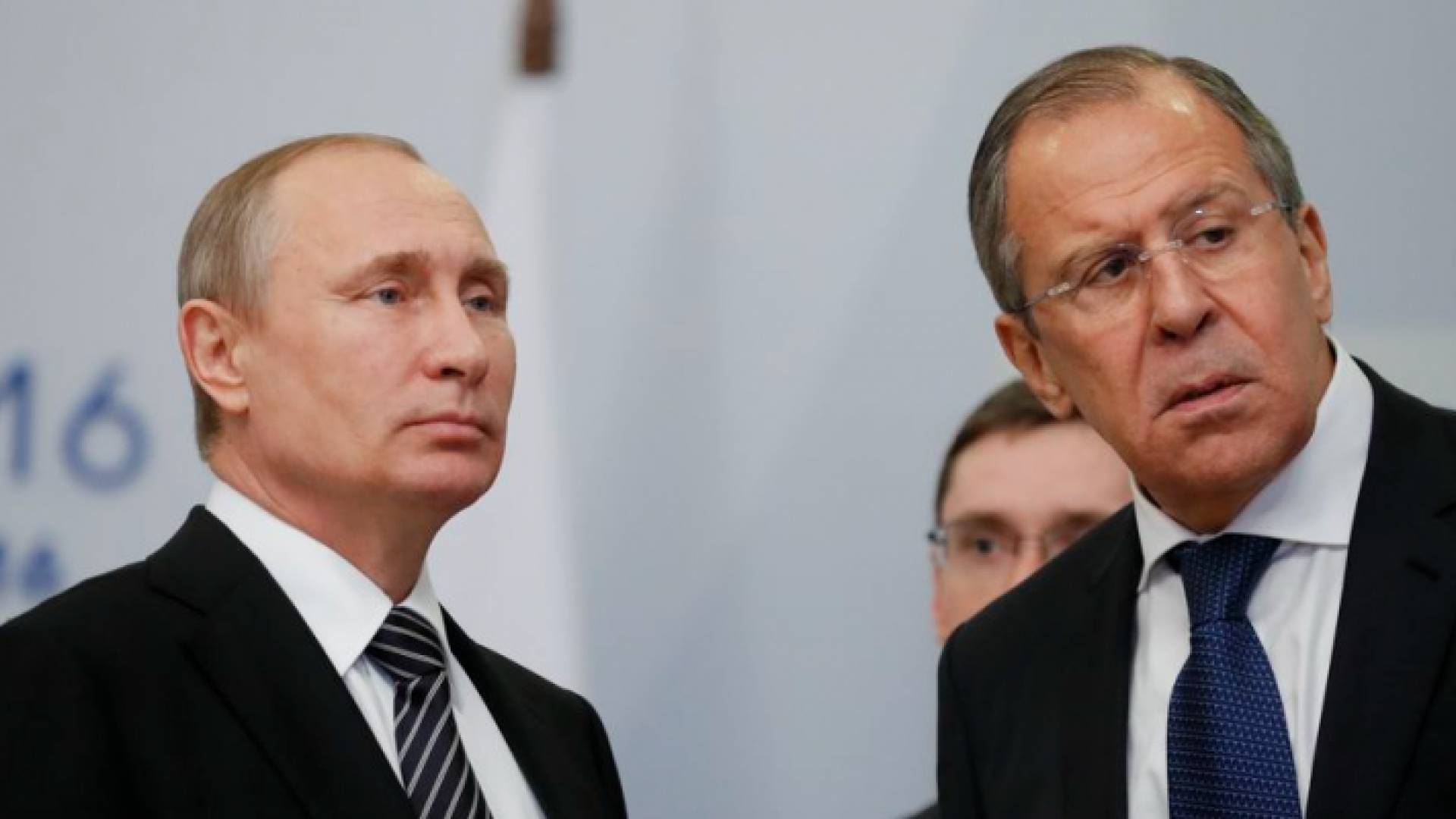 فرانس برس: لندن تجمّد أصول بوتين ولافروف في بريطانيا