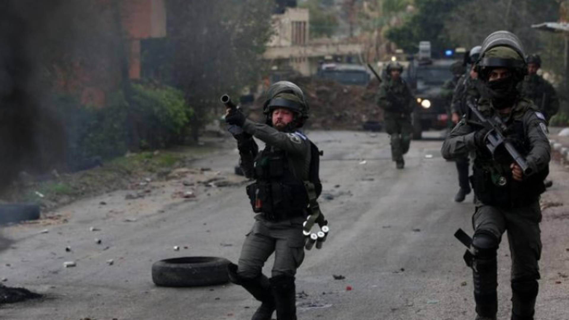 عناصر من قوات الاحتلال