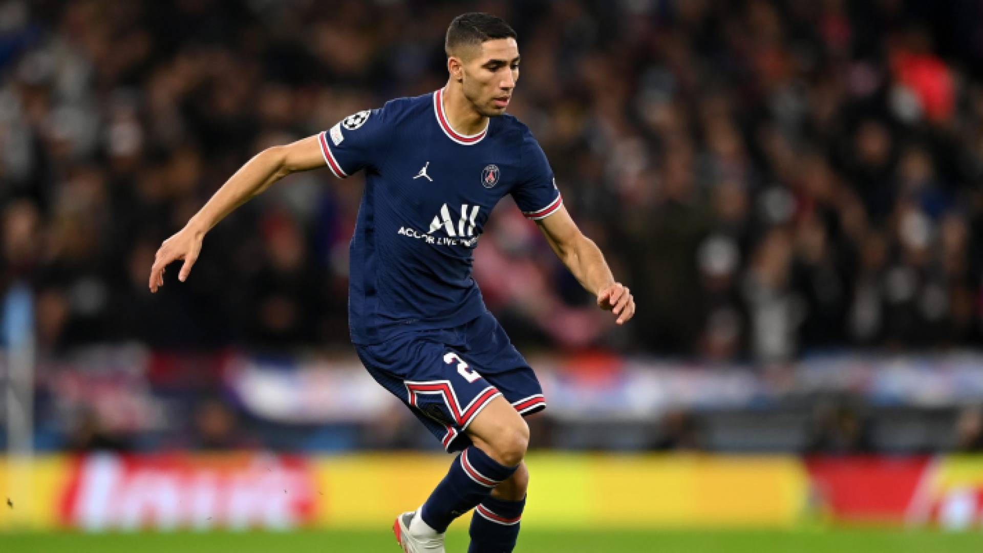 باريس سان جيرمان يعلن إصابة أشرف حكيمي