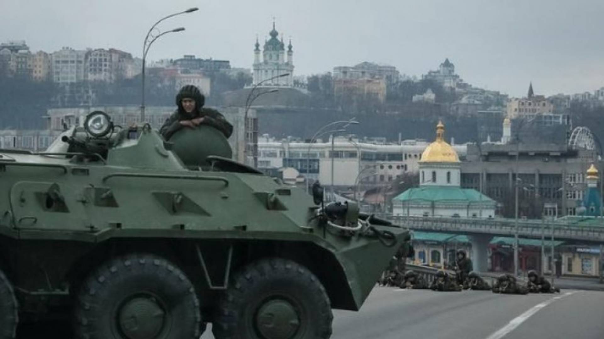 فرنسا تعزز دعمها لأوكرانيا وتشدد عقوباتها ضد روسيا