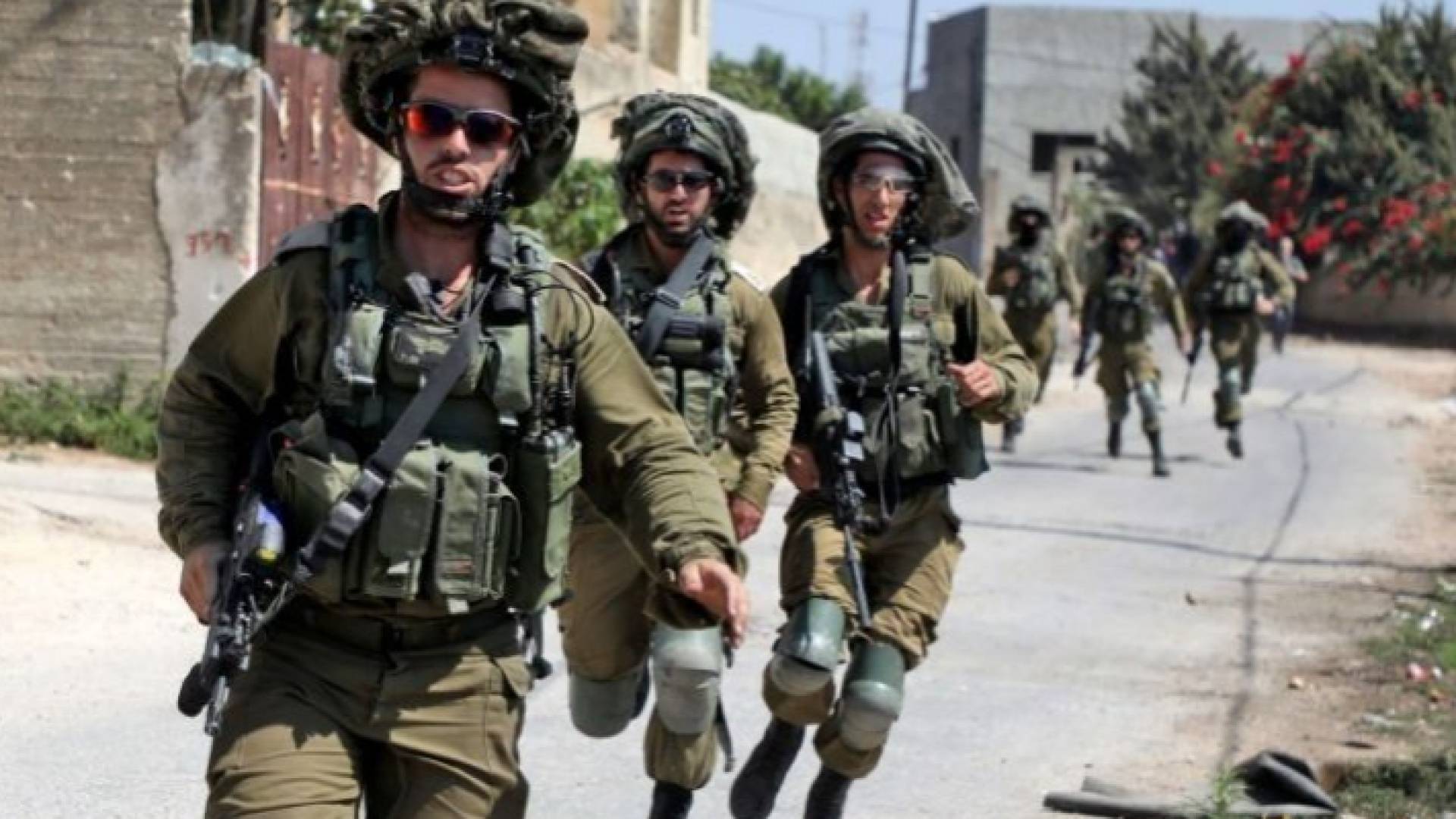 عناصر من قوات الاحتلال