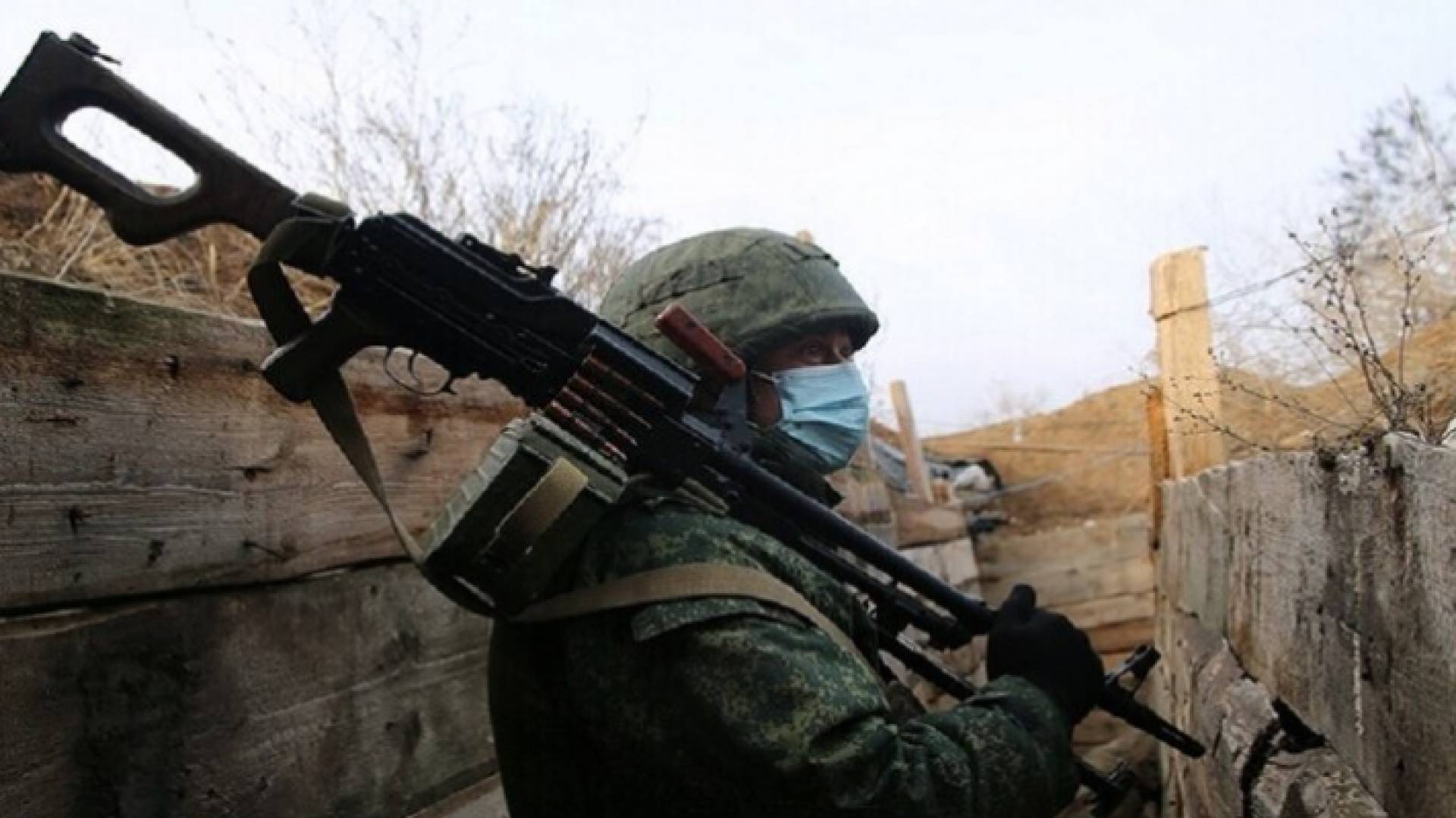 أحد عناصر الجيش الأوكراني