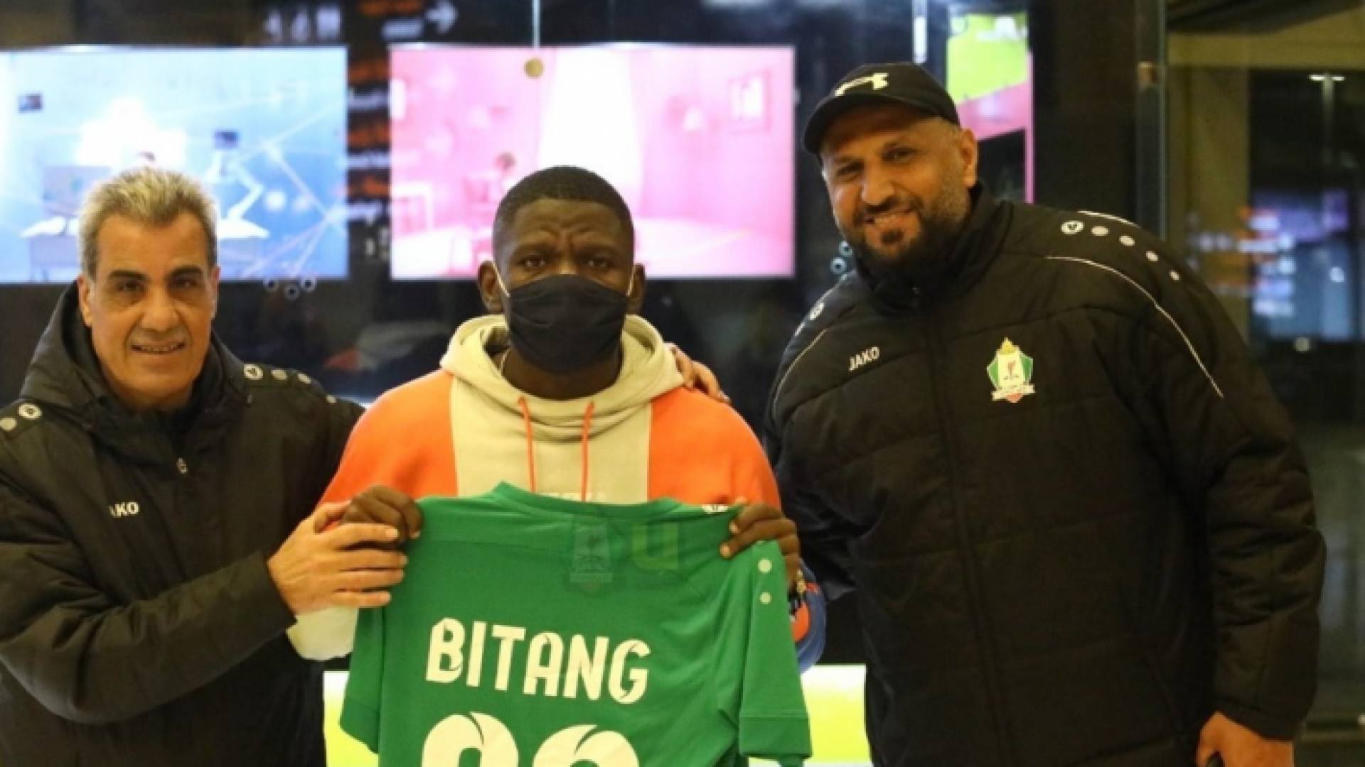 المحترف الكاميروني كلارينس بيتانج