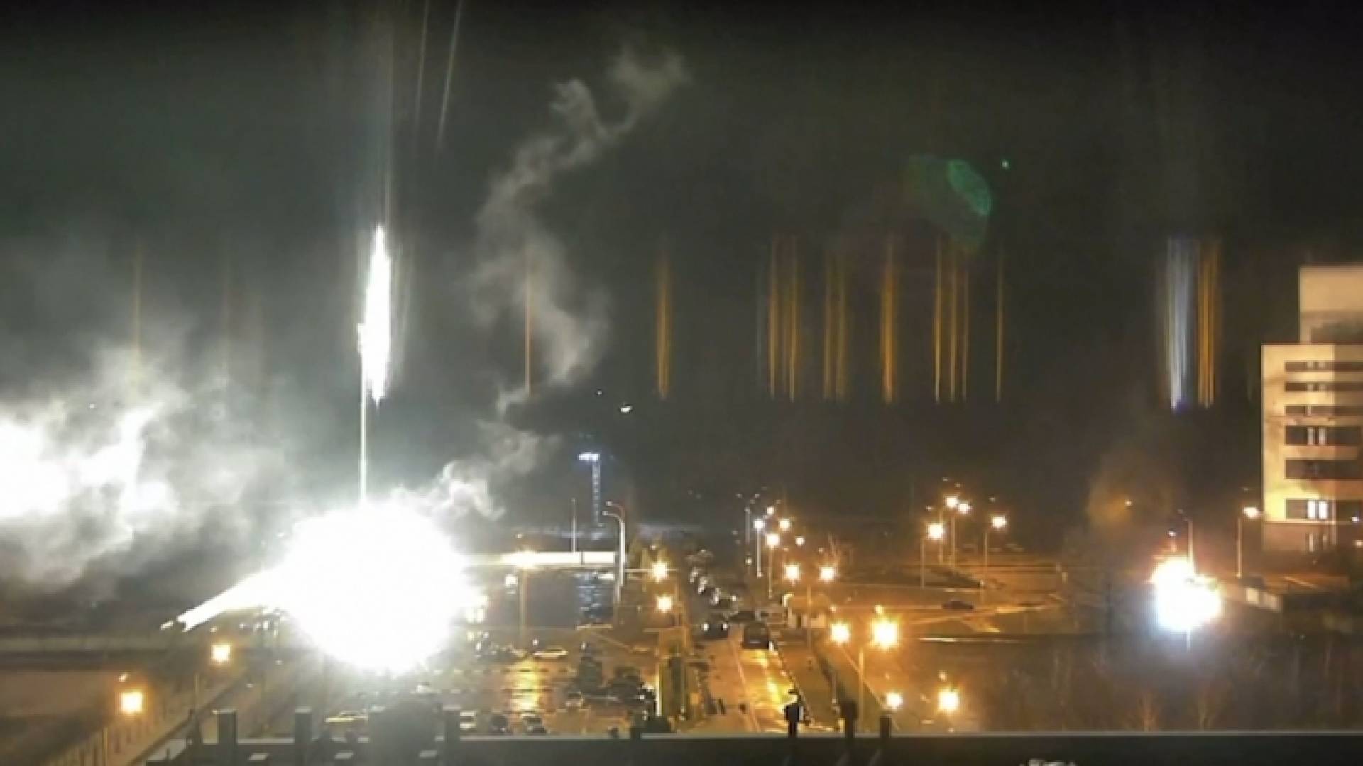 استهداف محطة زابوريجيا النووية الأوكرانية الأكبر في أوروبا