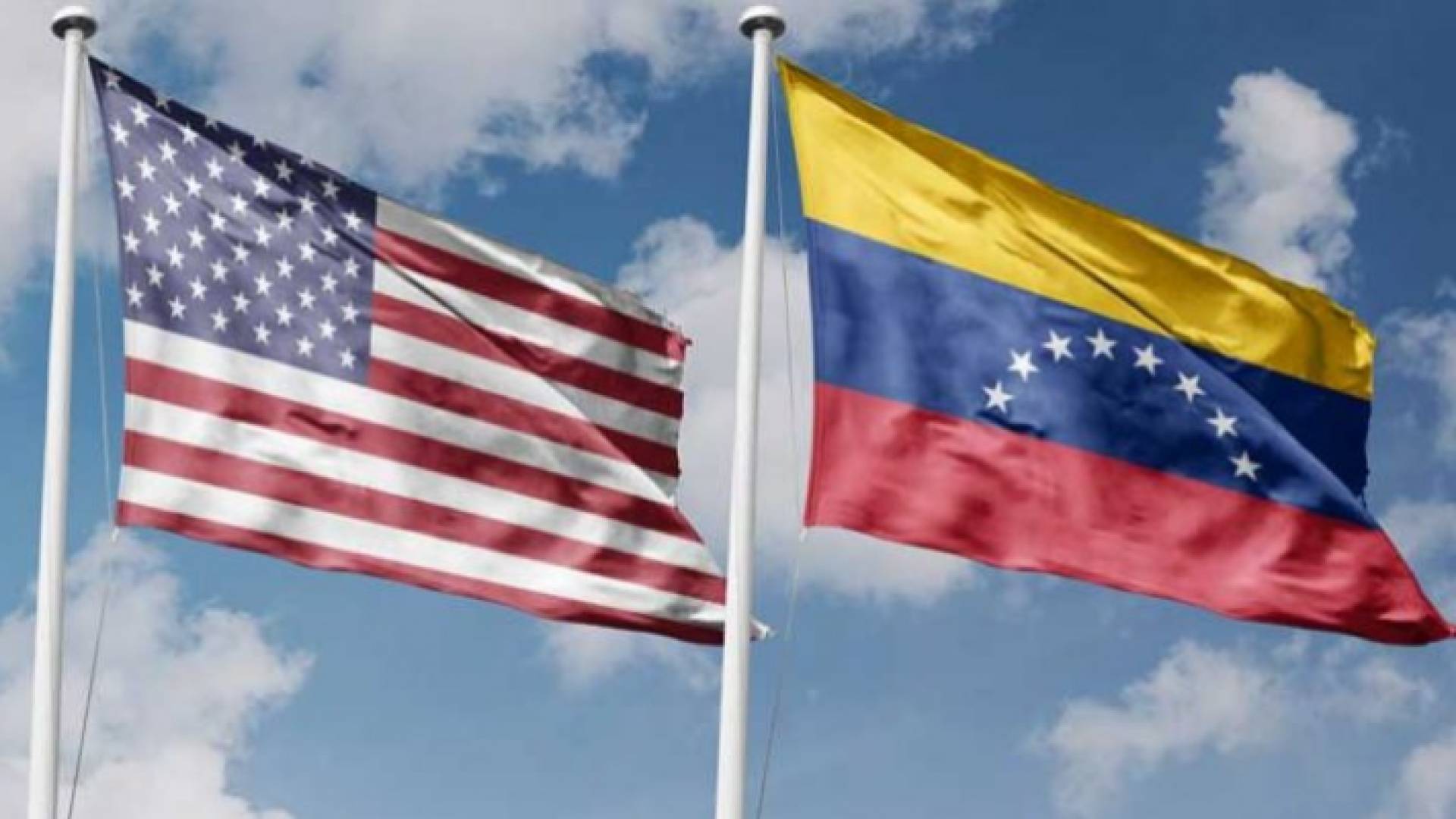 العلمان الفنزويلي والامريكي