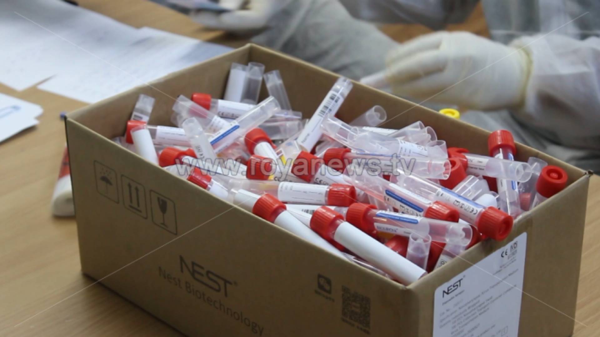 فحوصات كورونا - ارشيفية