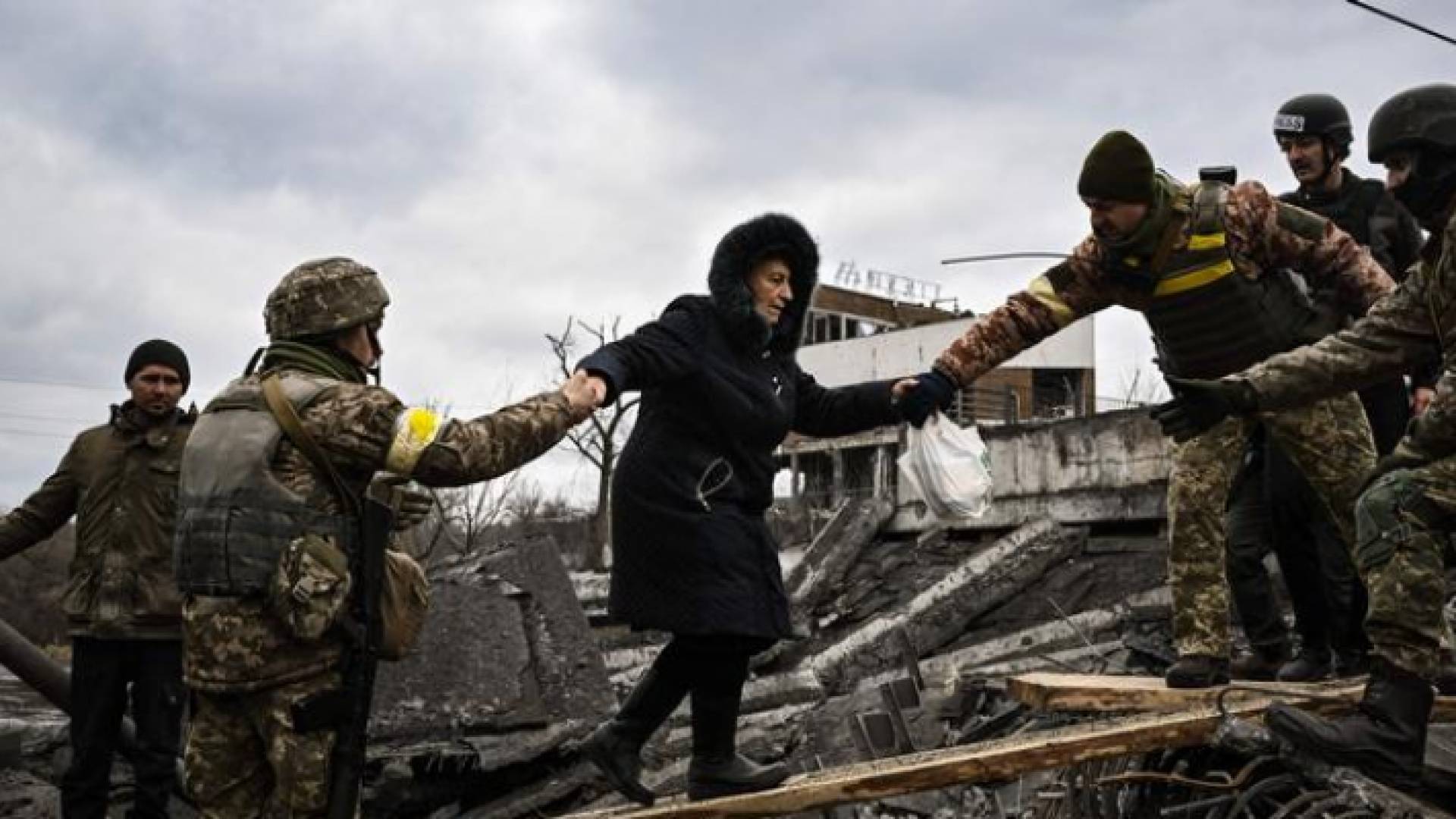 موسكو تعلن وقف إطلاق نار لأغراض إنسانية صباح الأربعاء