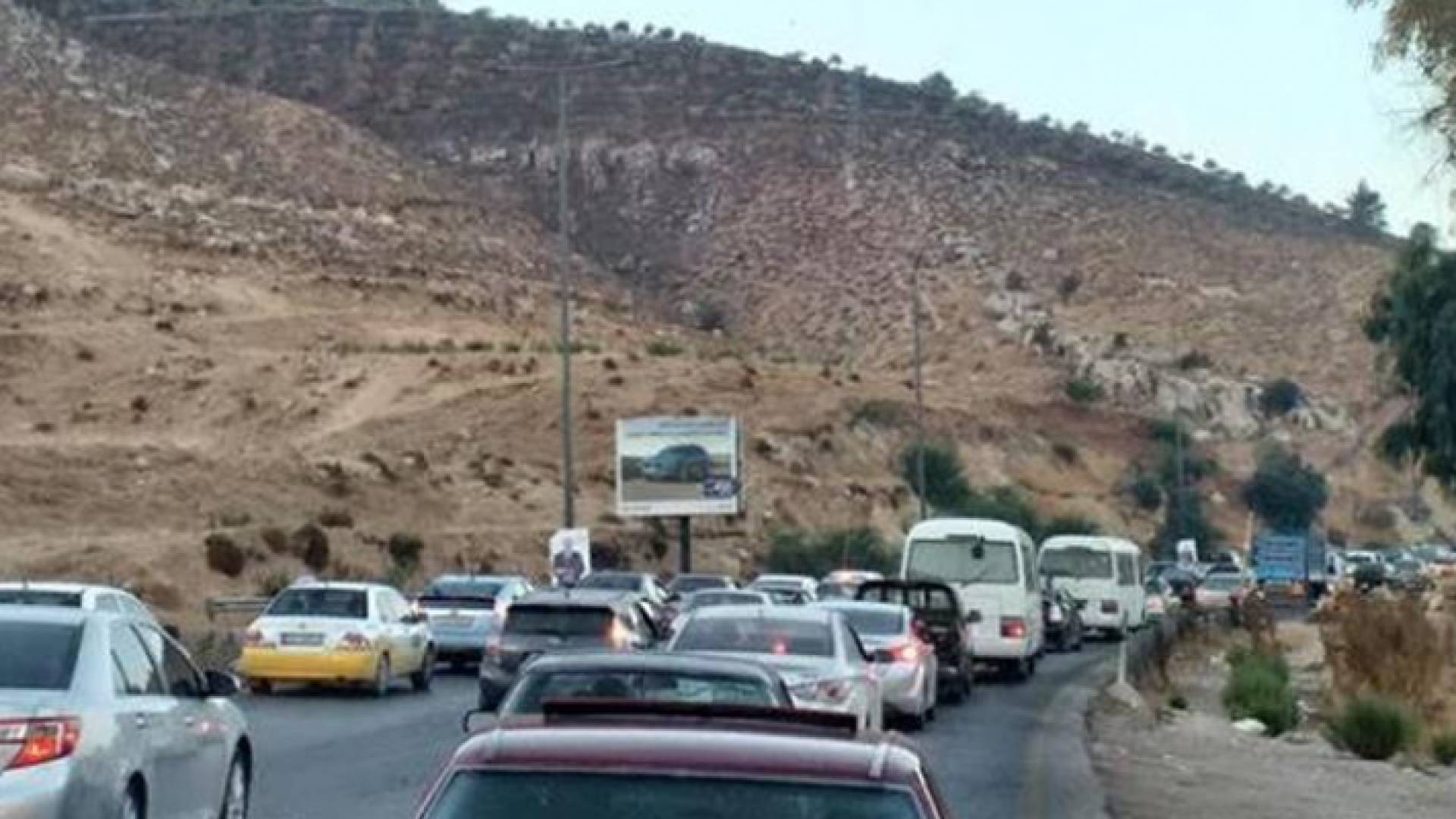 الدوريات الخارجية: التعامل مع حادث تدهور أعلى جسر جرش