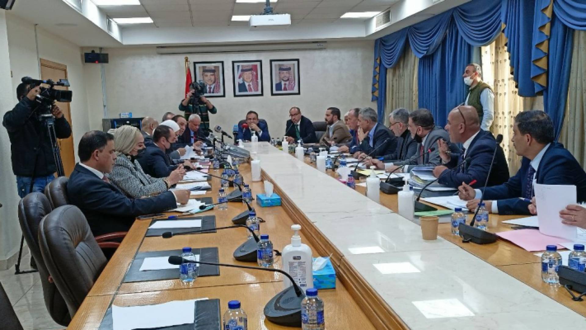 جانب من الجلسة