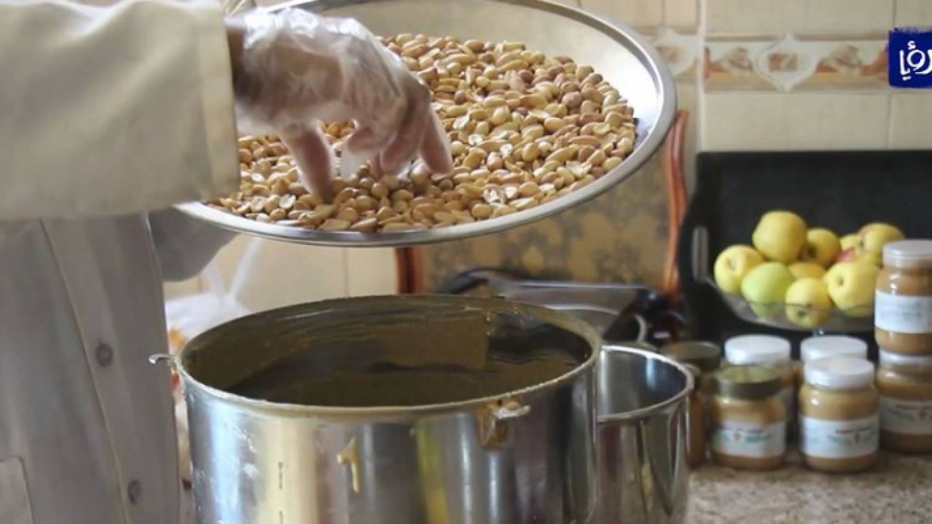 سميرة المطلق .. أردنية تبتكر مشروعا رياديا من رحم الحاجة