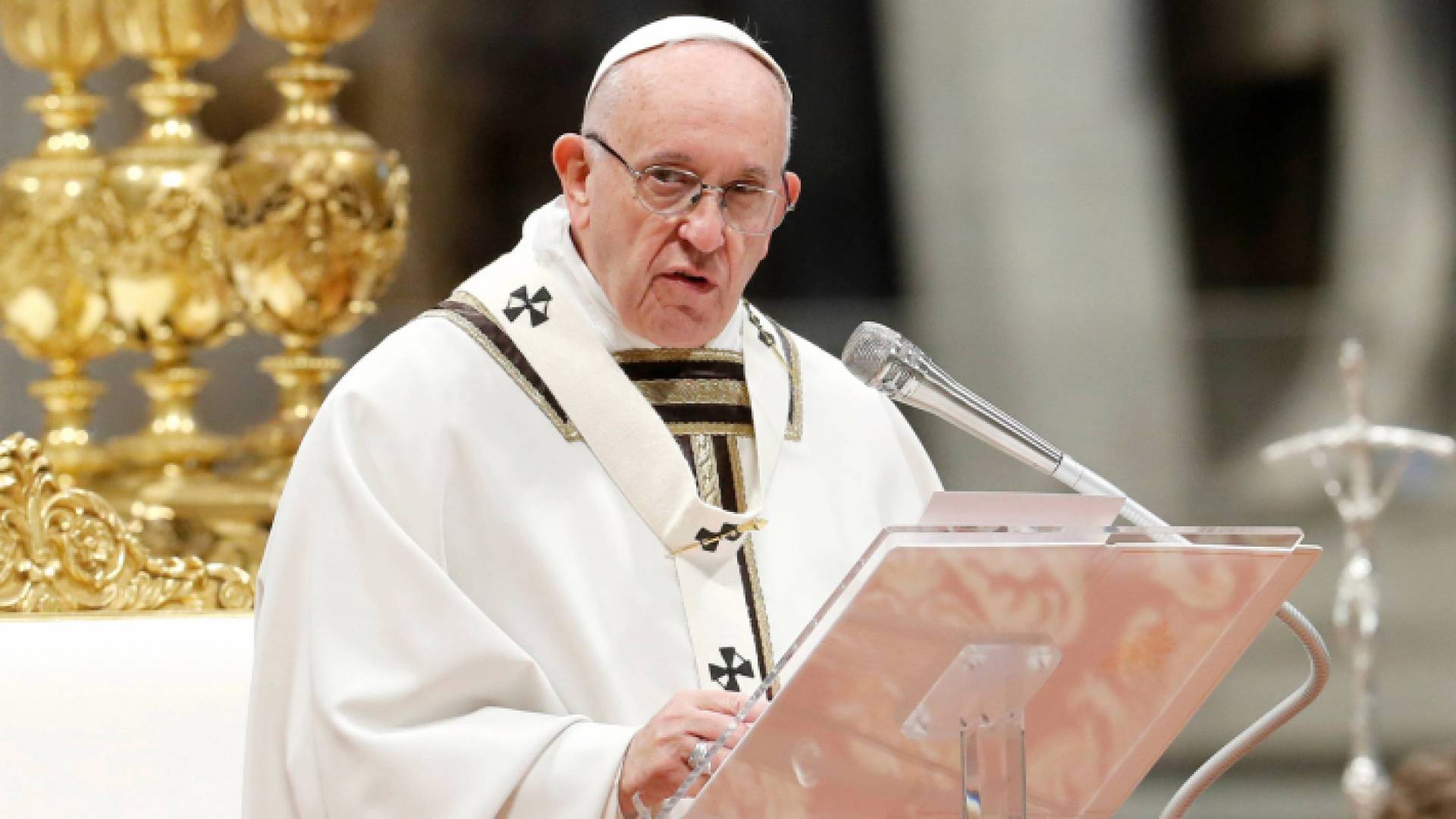 البابا فرانسيس يدعو إلى وقف "المجزرة" في أوكرانيا