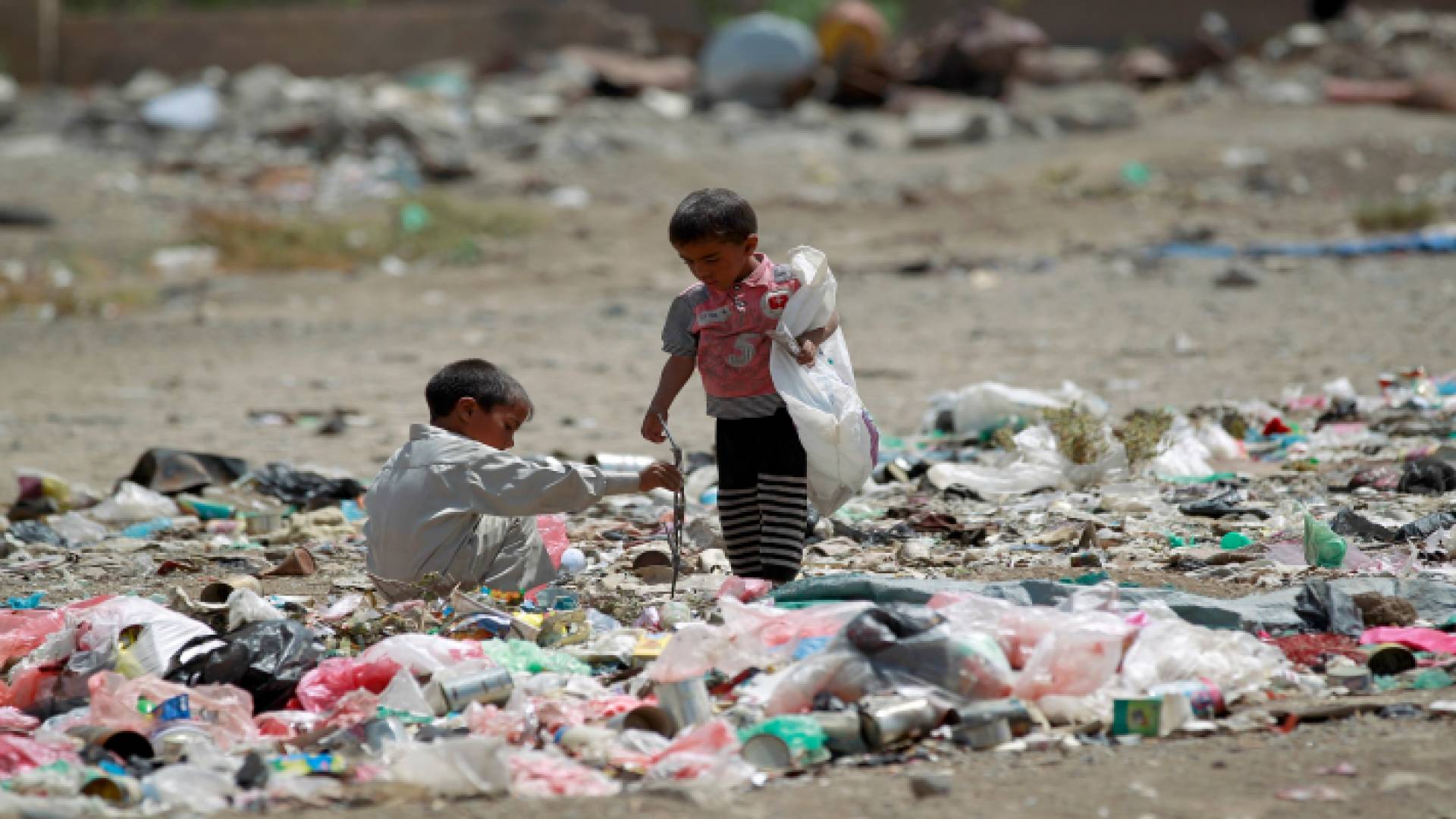 أطفال يمنيين