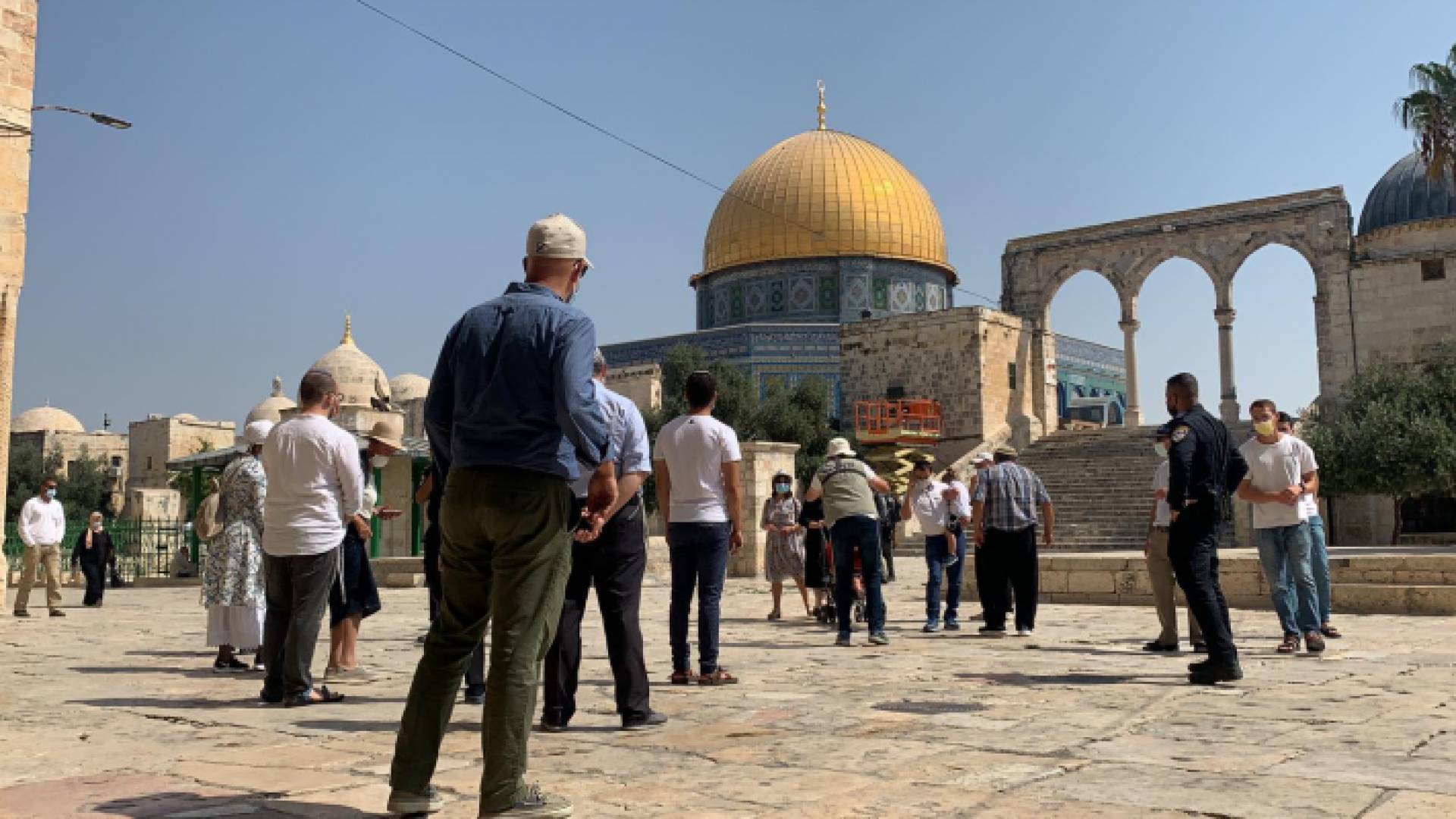 مستوطنون يقتحمون الأقصى