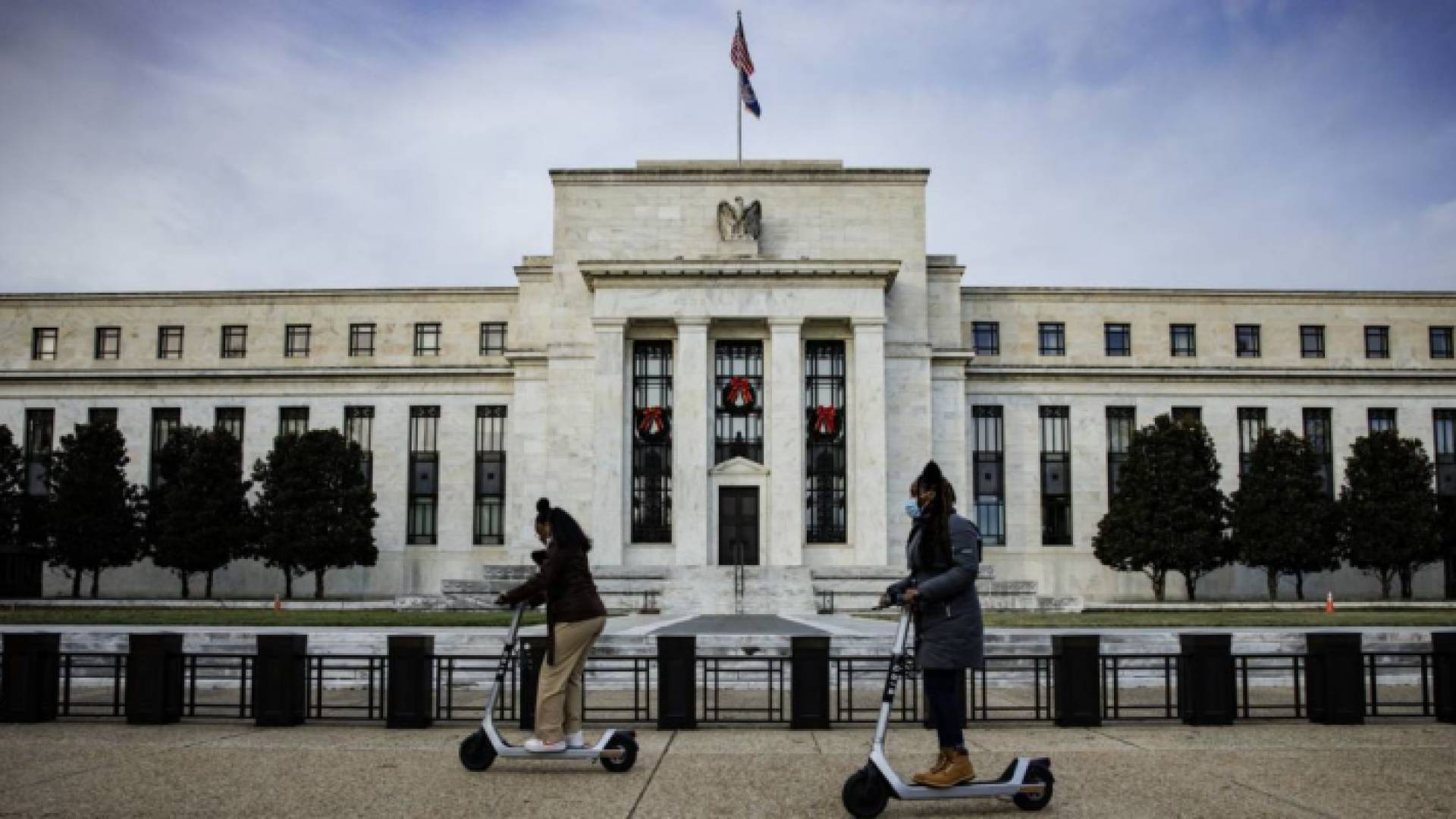 الفيدرالي يعلن عن أول رفع الفائدة منذ عام 2018 ربع نقطة مئوية