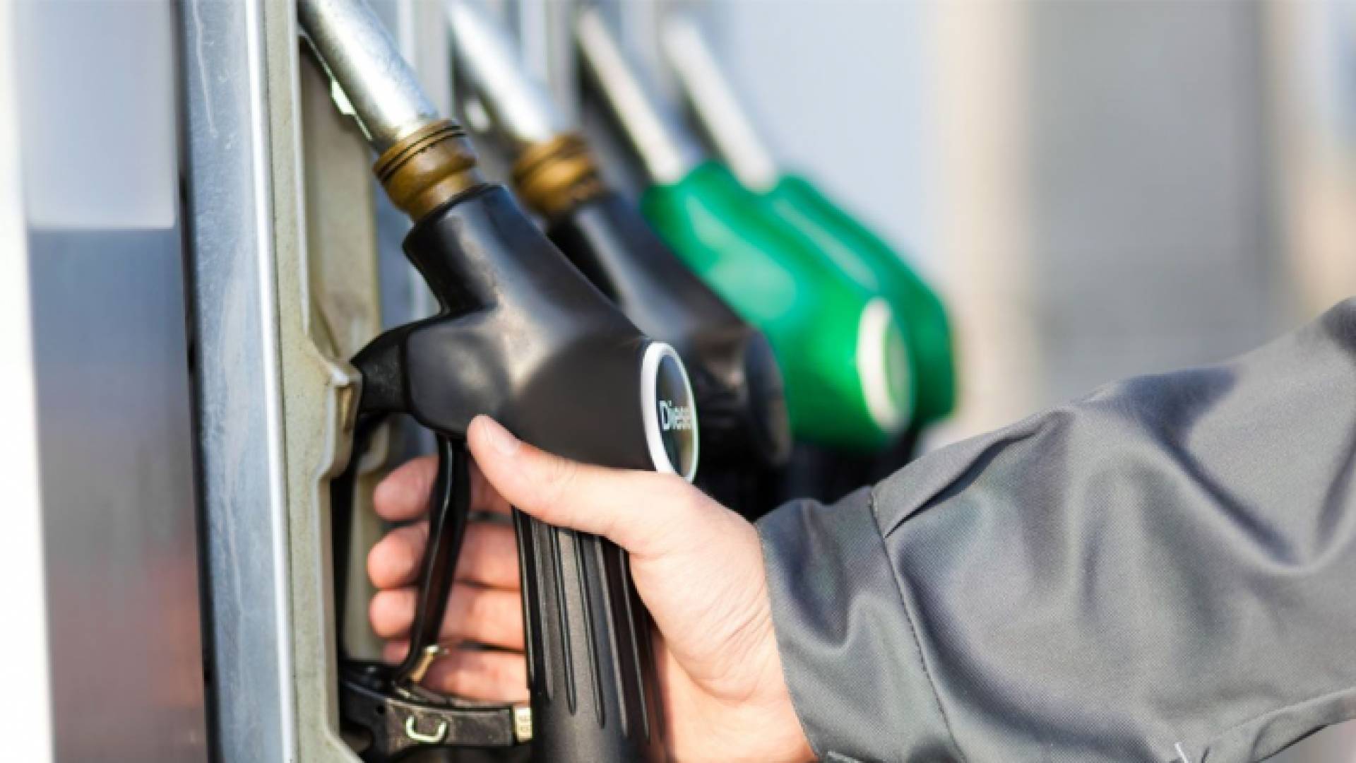 مضخة بنزين - ارشيفية