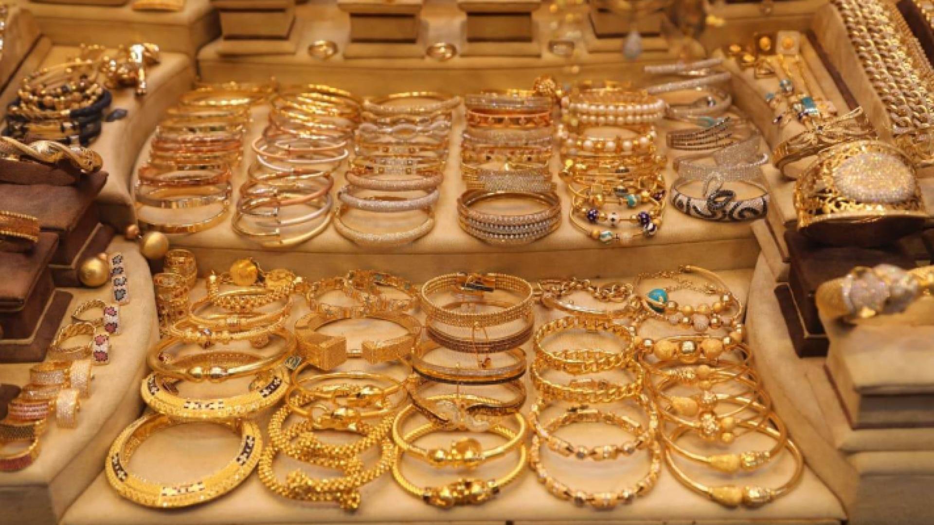 الذهب في السوق المحلي - ارشيفية