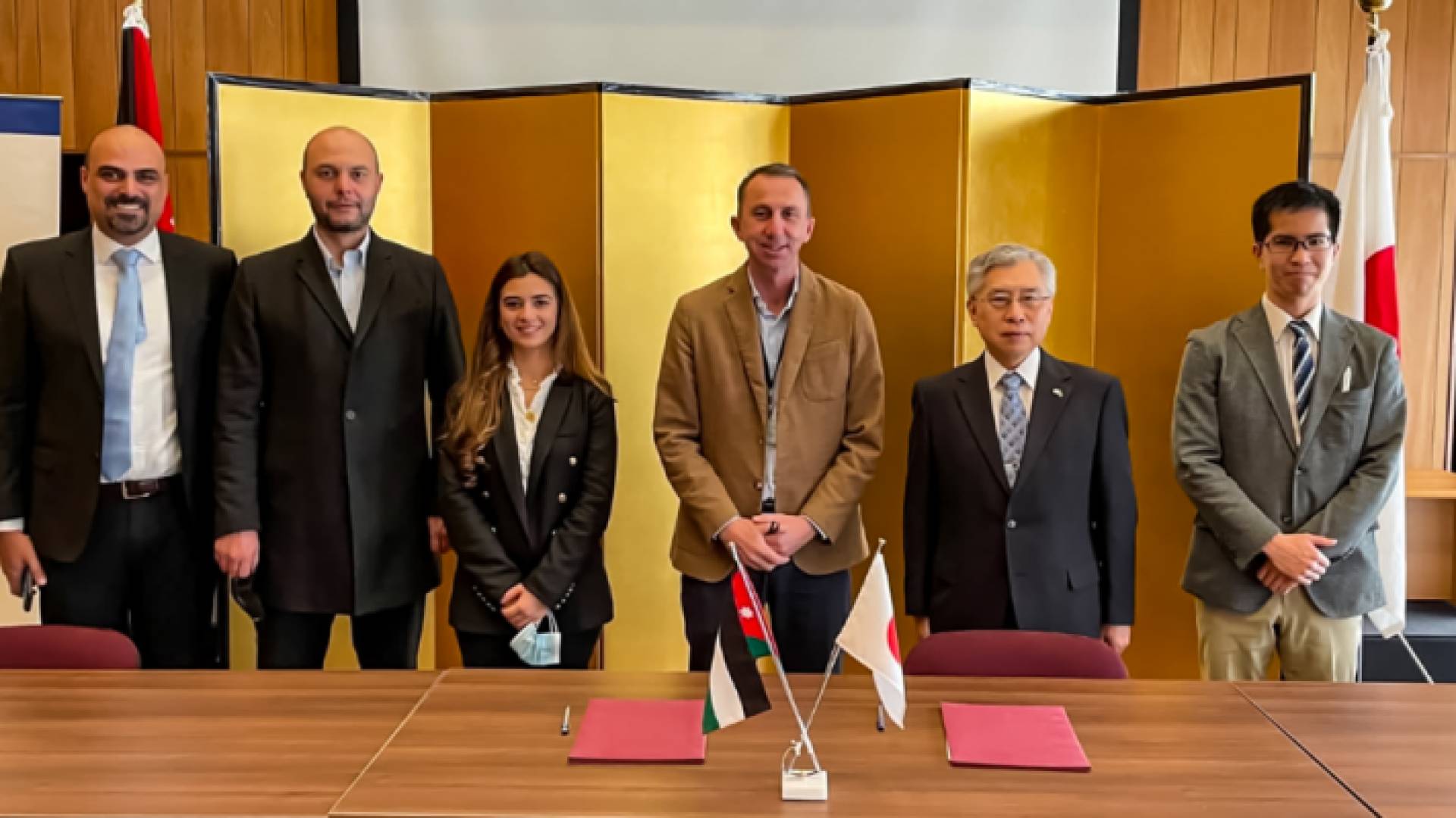 منحة يابانية قدرها 66802 دولار أمريكي لتوفير شاحنات التبريد لـ"جمعية دار أبو عبدالله"