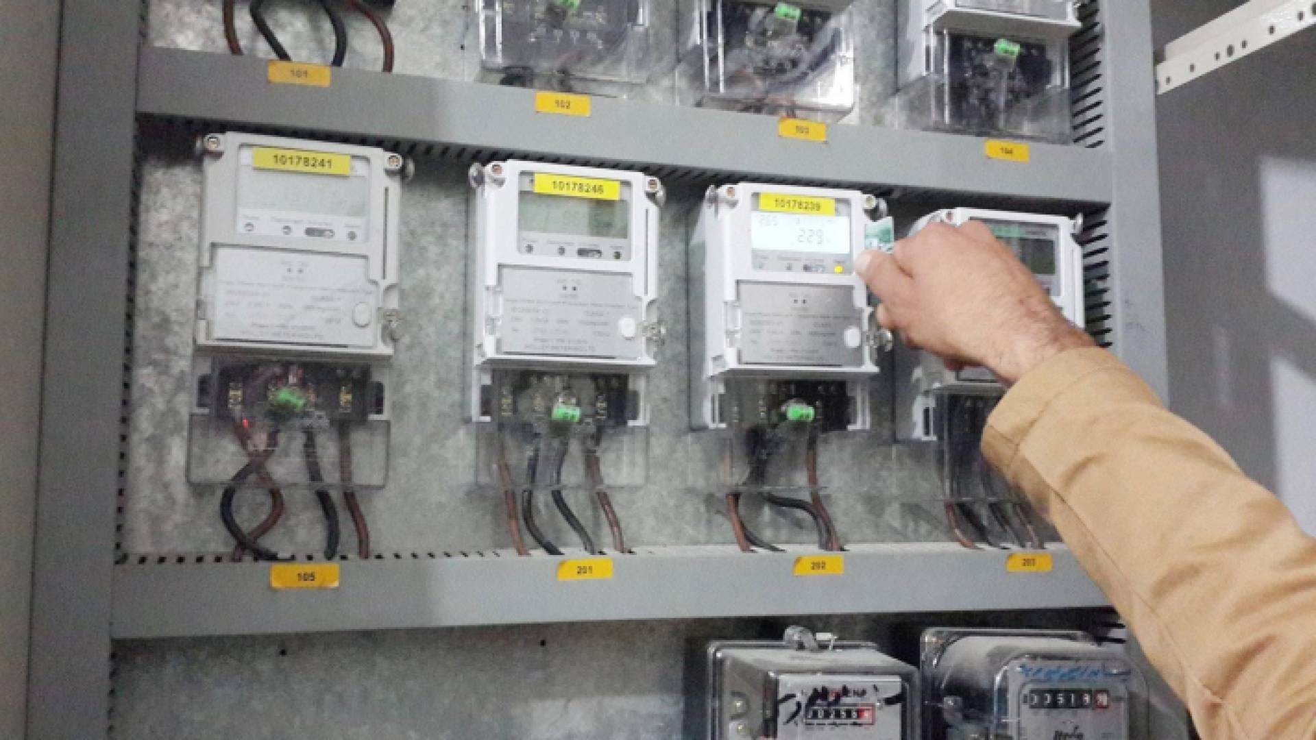 عدادات كهرباء