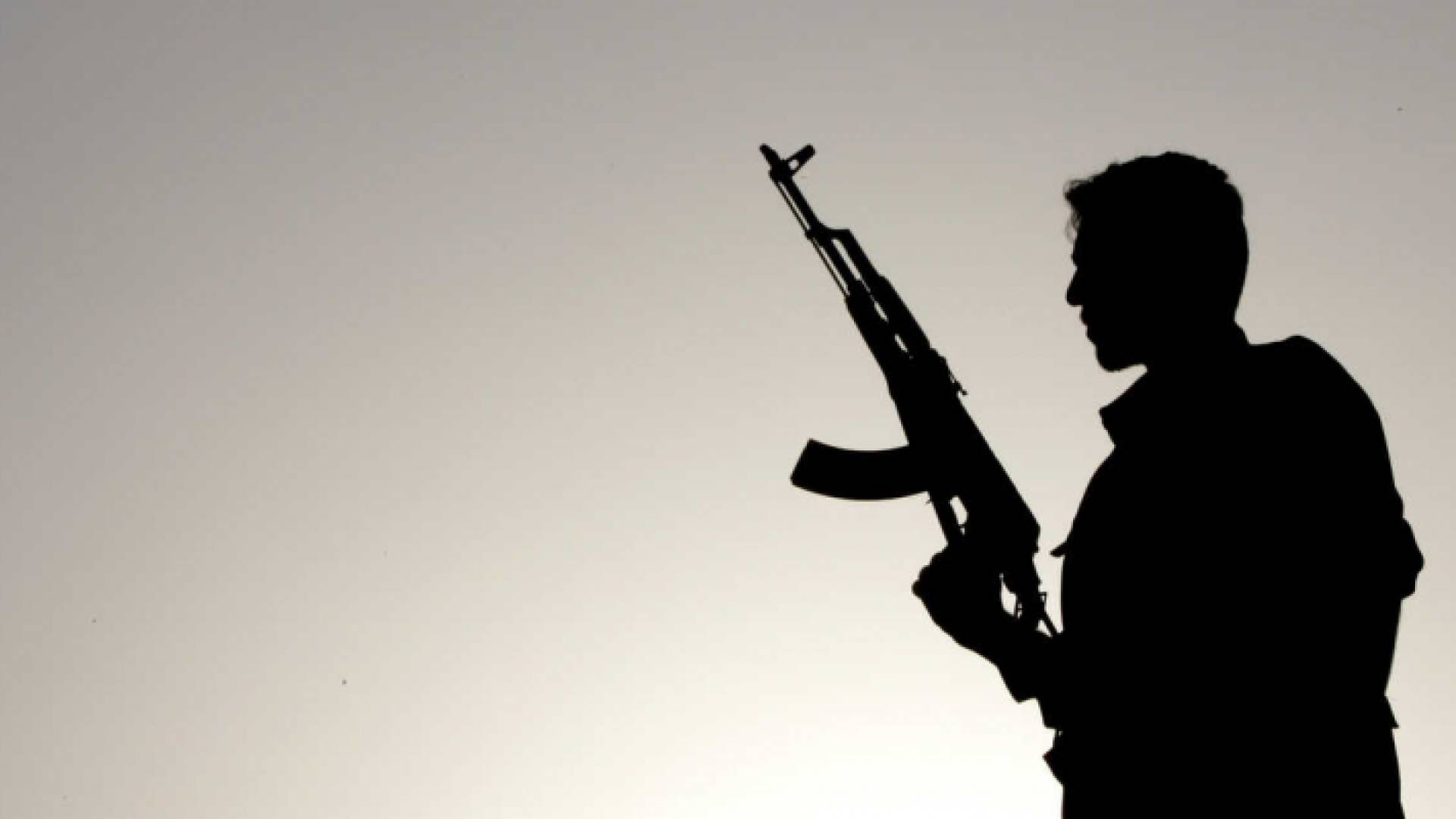 اطلاق عيارات نارية