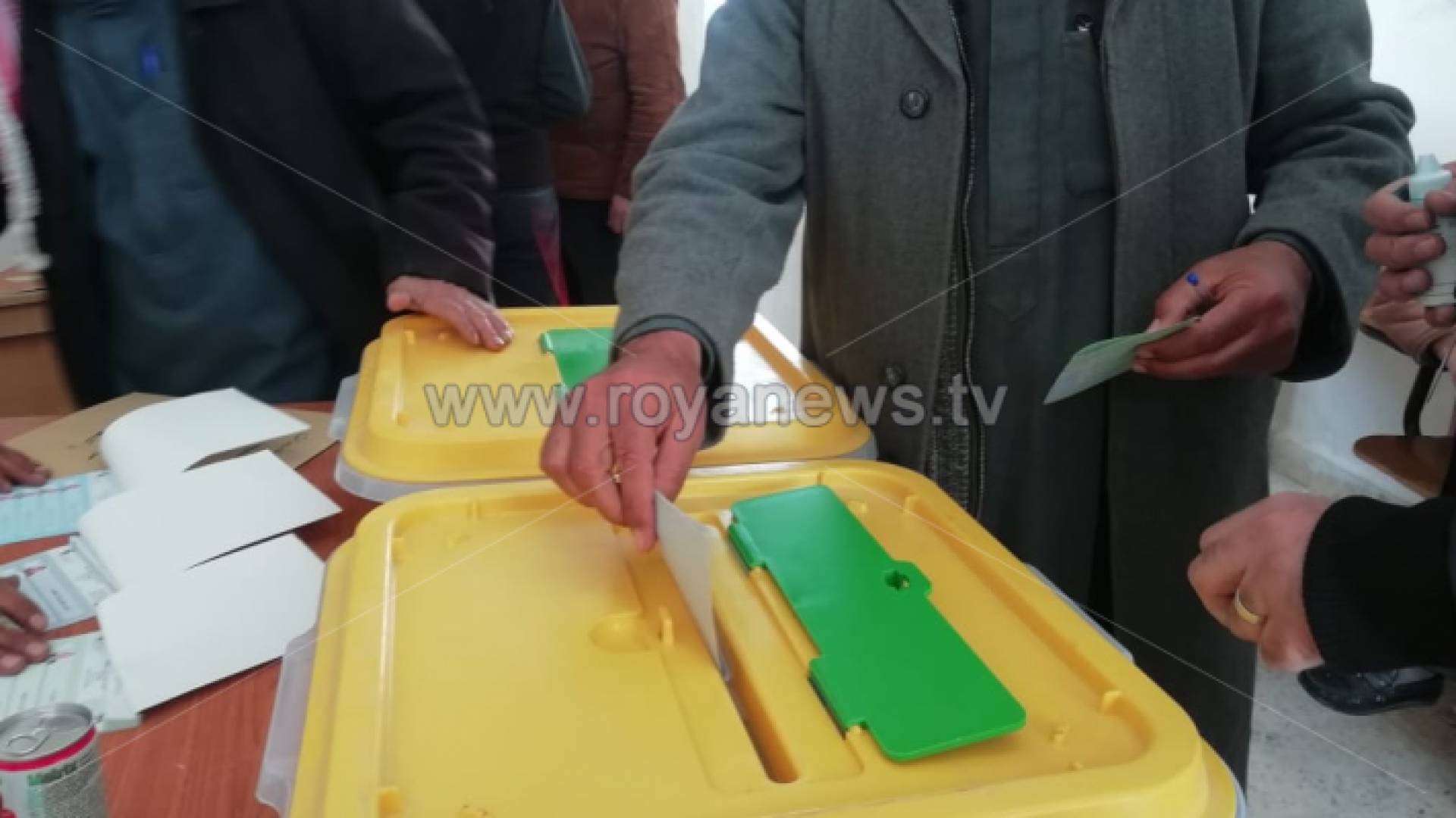 جانب من عميلة الاقتراع