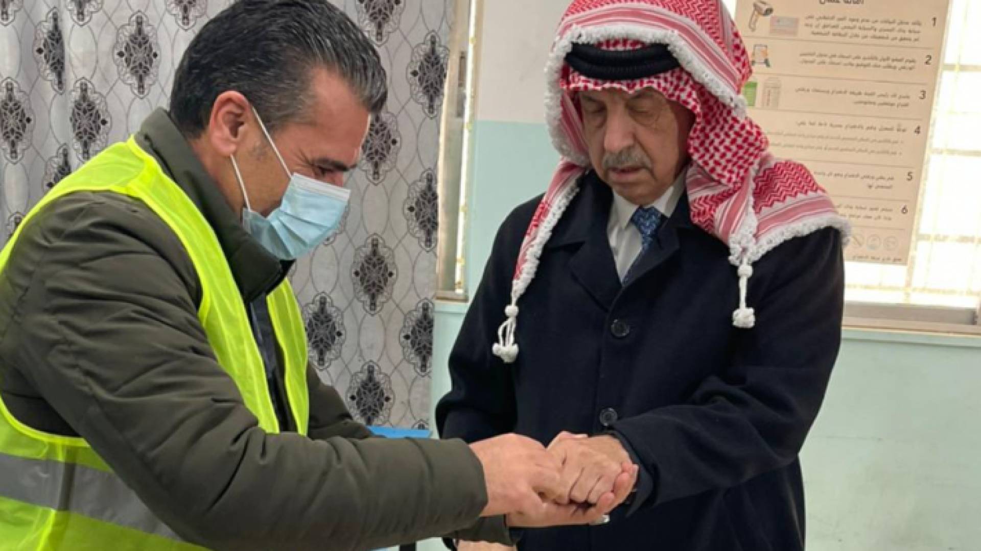 كريشان يدلي بصوته في الانتخابات ويدعو الناخبين