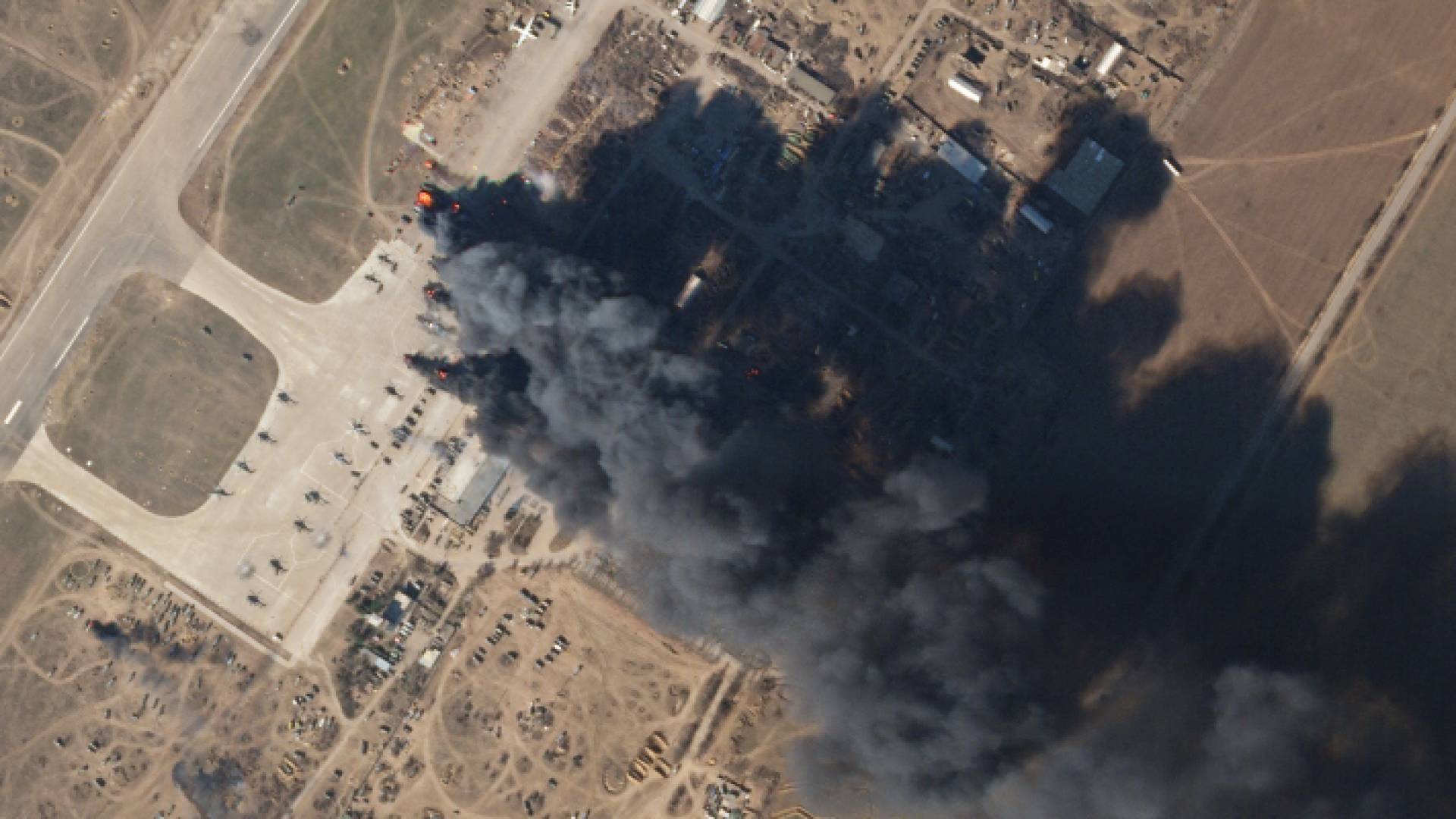 قصف مدفعي - أ ف ب